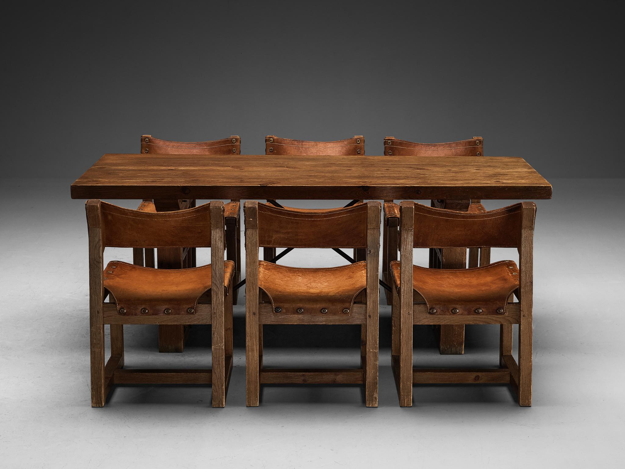 Biosca Spanish Set of Dining Table & Six Dining Chairs in Pine and Leather  In Good Condition For Sale In Waalwijk, NL