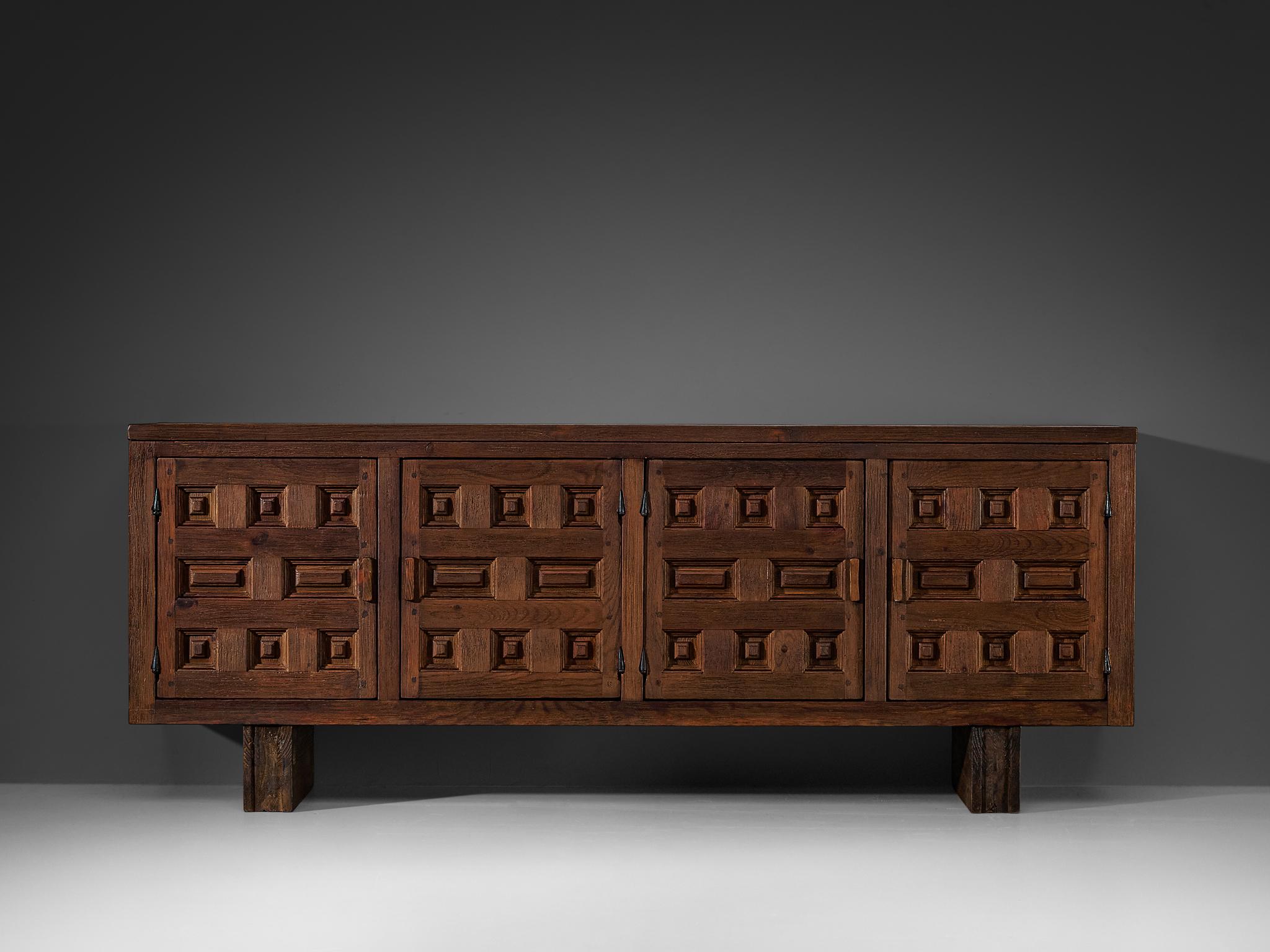 Biosca Spanish Sideboard in Stained Pine In Good Condition For Sale In Waalwijk, NL