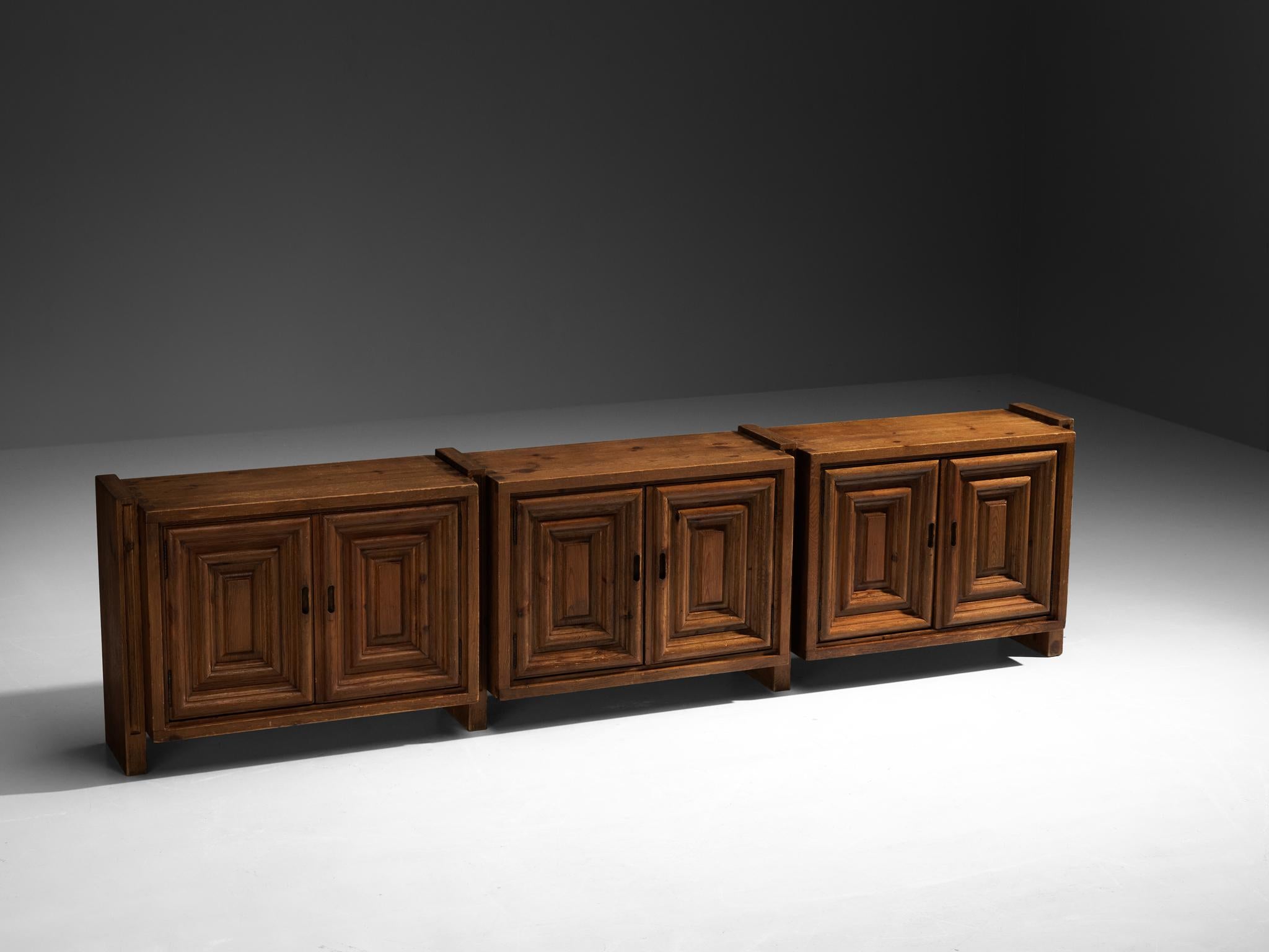 Biosca Spanish Sideboard in Stained Pine 2