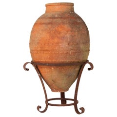 Biot Pot on Stand