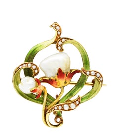 Bippart & Co. Art Nouveau Pearl Enamel 14 Karat Gold Floral Pendant Brooch