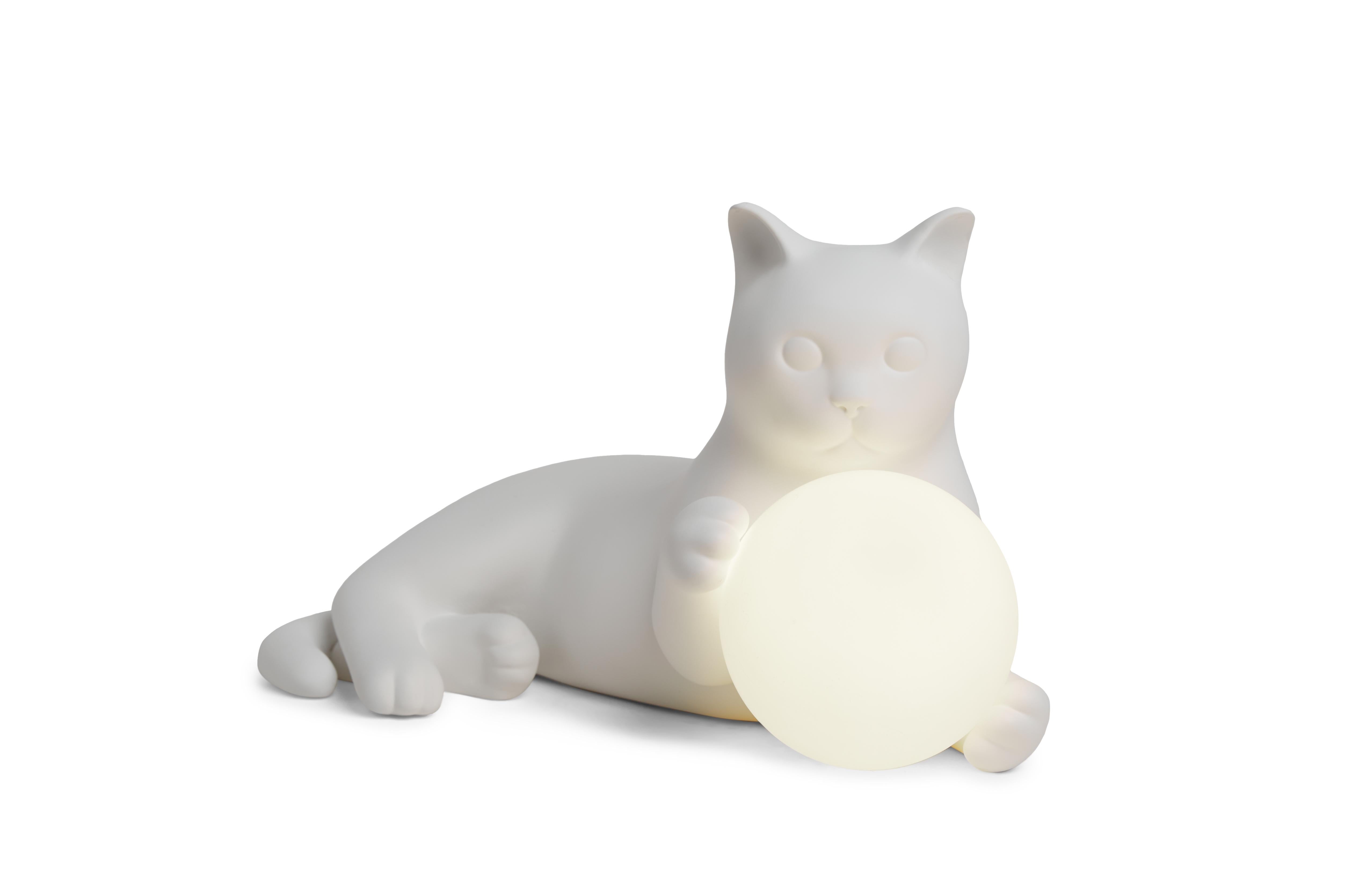 Italian Lampe de table en forme de chat Birba White, Pet Therapy by Atelier Biagetti en vente