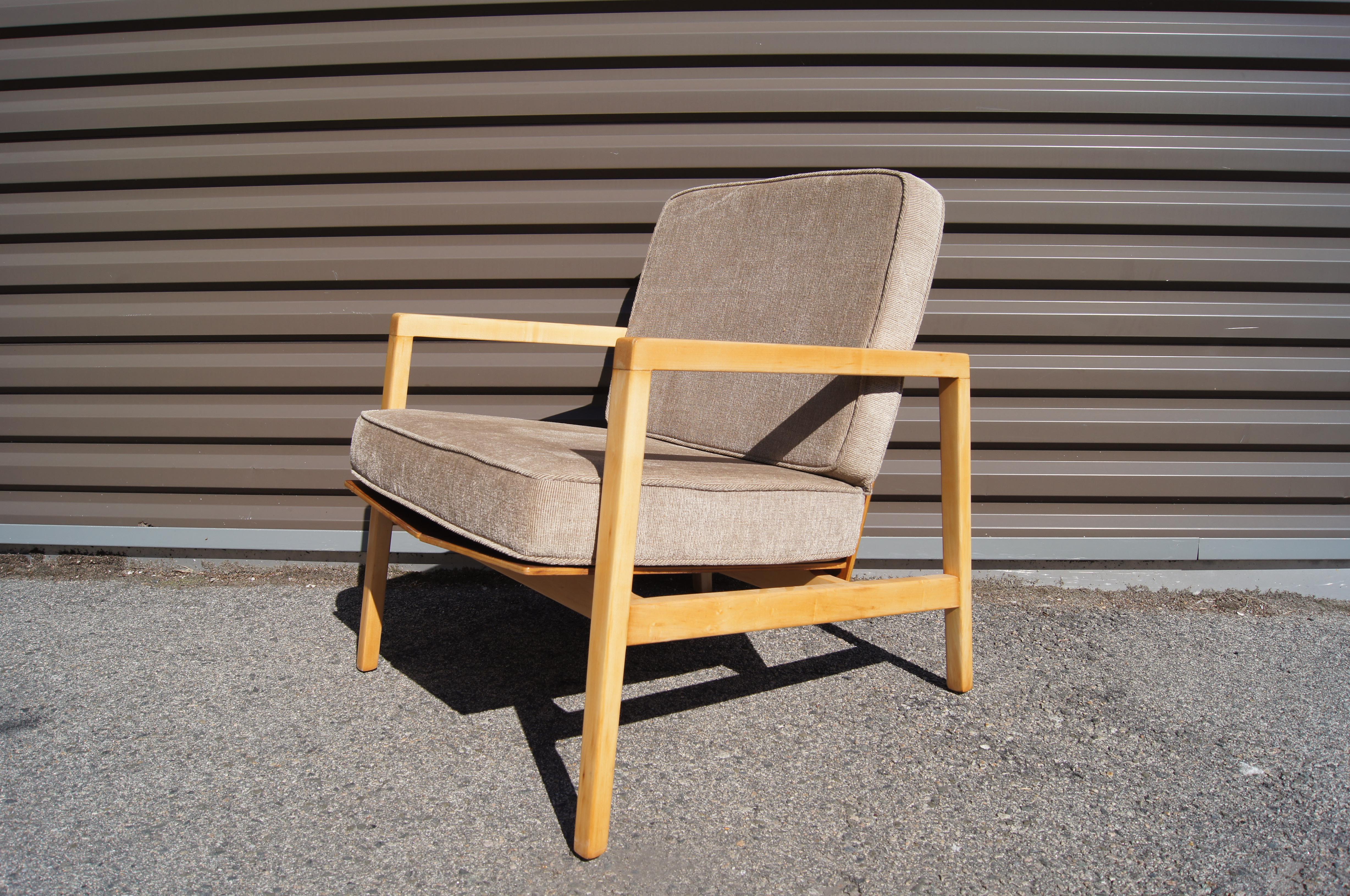 Created in 1955 by Lewis Butler, senior designer and later head of Knoll’s Planning Unit, this lounge chair, model 645, features a dynamic but clean-lined frame of maple into which are set angled planks of walnut plywood to form the seat and
