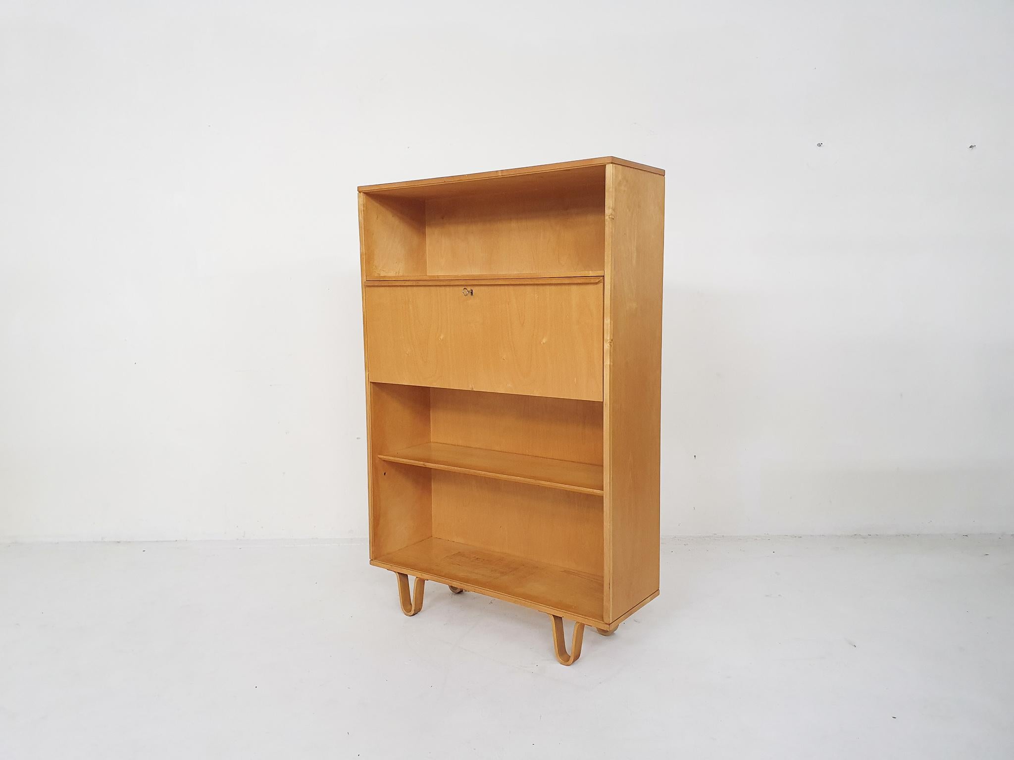 Dutch Birch cabinet model BB04 by Cees Braakman for Pastoe, The Netherlands 1952 For Sale