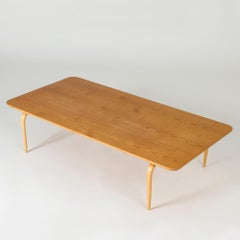 Mesa baja de abedul de Bruno Mathsson, Karl Mathsson, Suecia, 1973