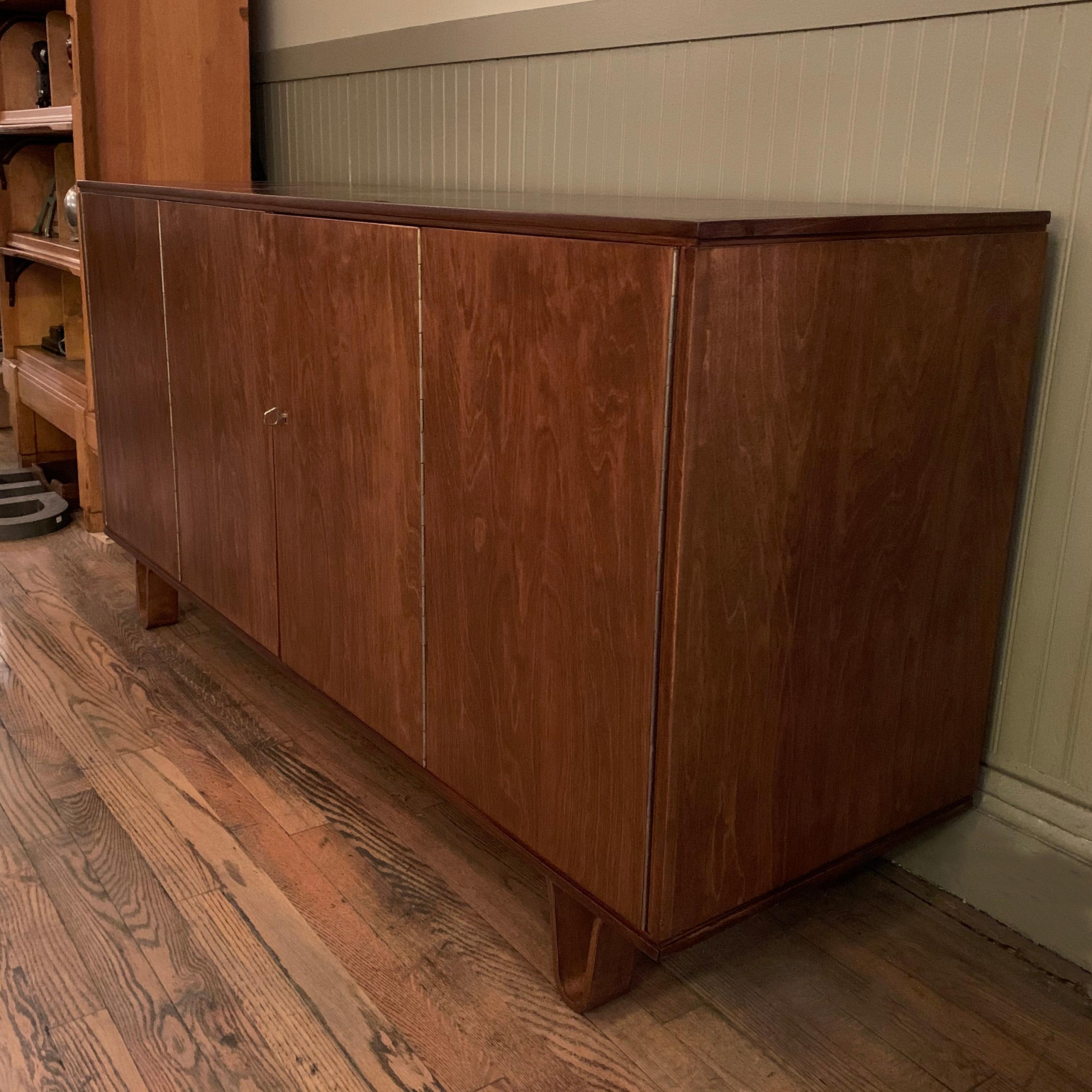 Birch Credenza Sideboard by Cees Braakman for Pastoe, Combex Series, Holland In Good Condition In Brooklyn, NY