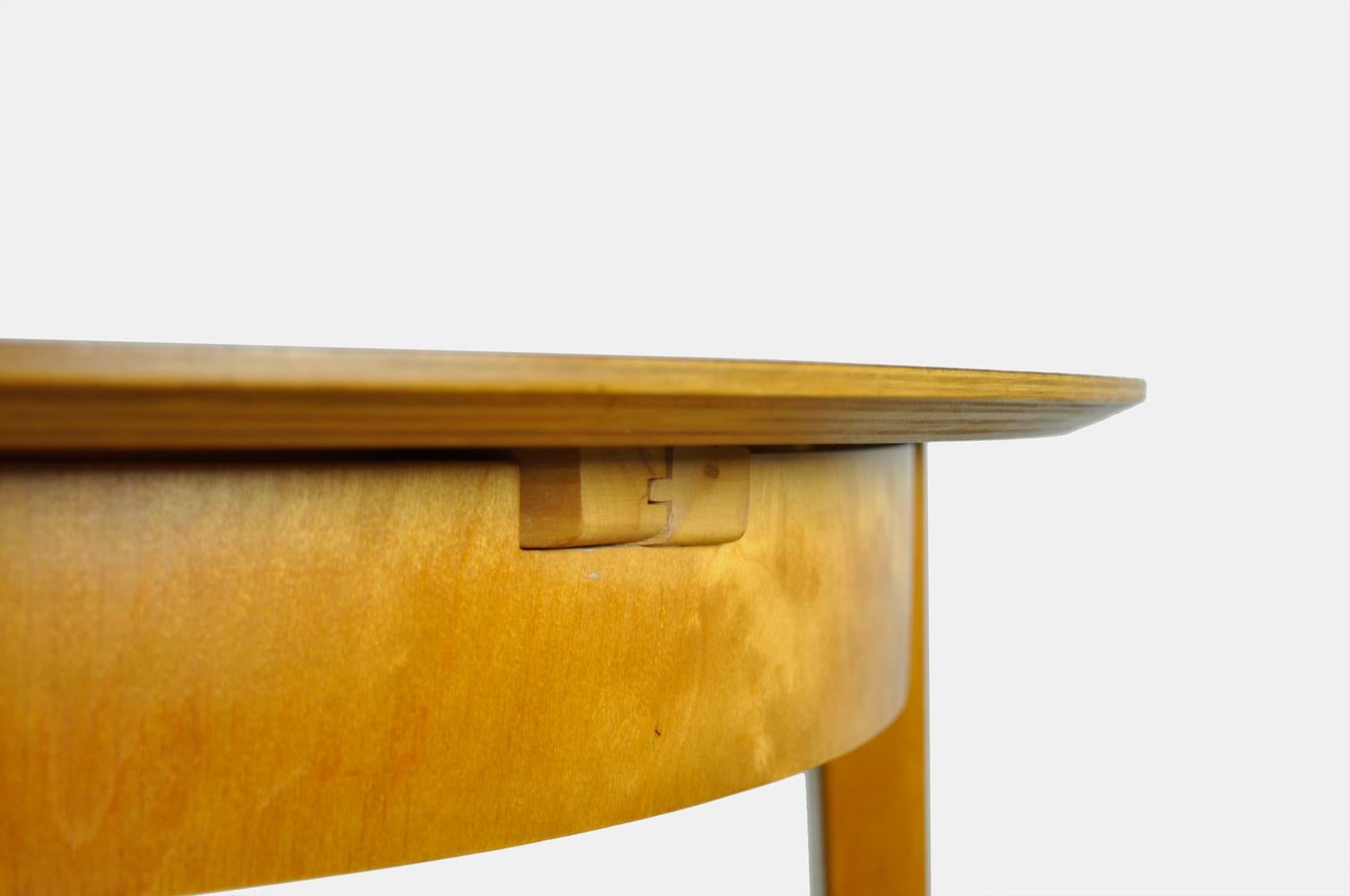 Birch extendable 4-6 persons dining table, TB35 by Cees Braakman, Pastoe, 1950s 4