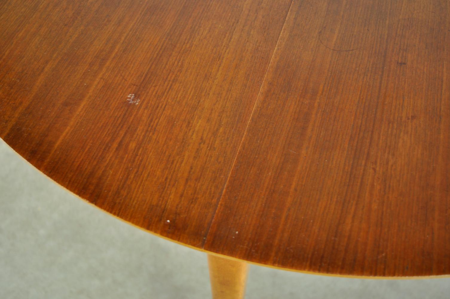 Birch extendable 4-6 persons dining table, TB35 by Cees Braakman, Pastoe, 1950s 9