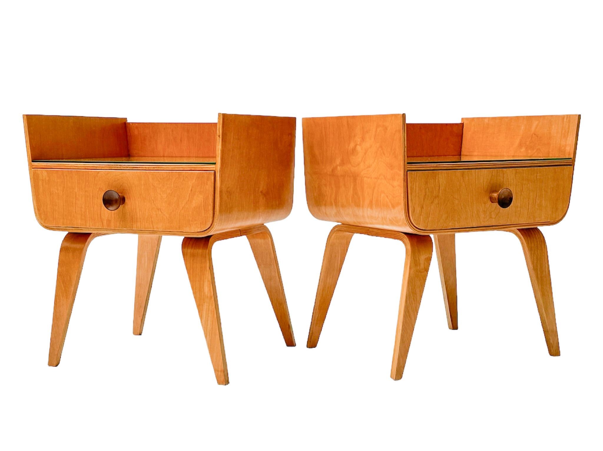 Dutch  Birch Mid-Century Modern Nightstands or Bedside Tables by Cor Alons, 1949