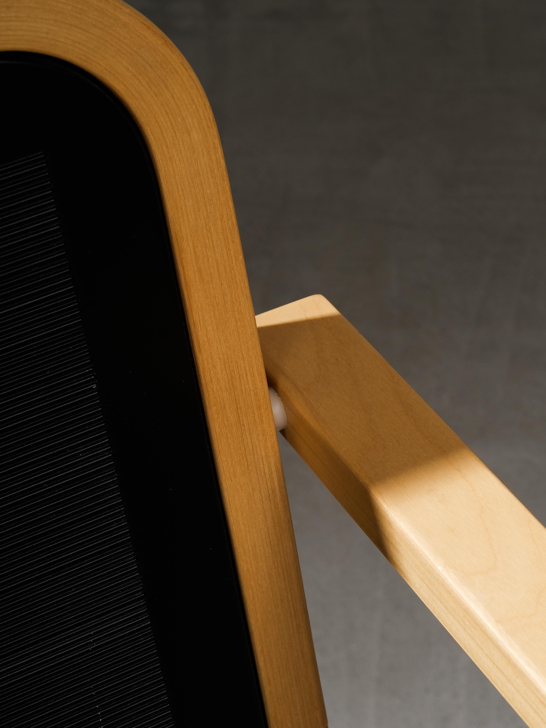 Birch & Plastic Armchairs Model 420 by Ben af Schultén for Artek 4