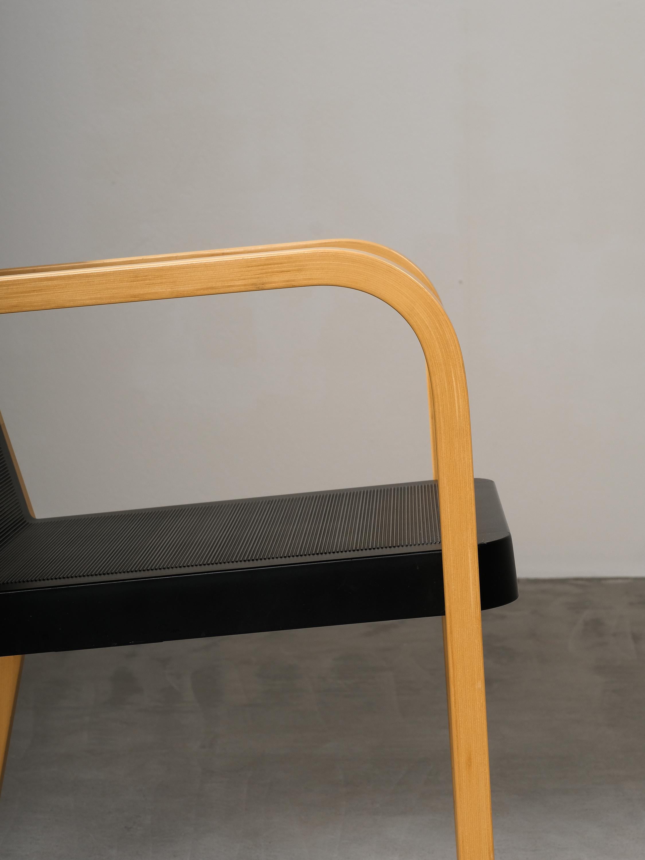 Birch & Plastic Armchairs Model 420 by Ben af Schultén for Artek 7