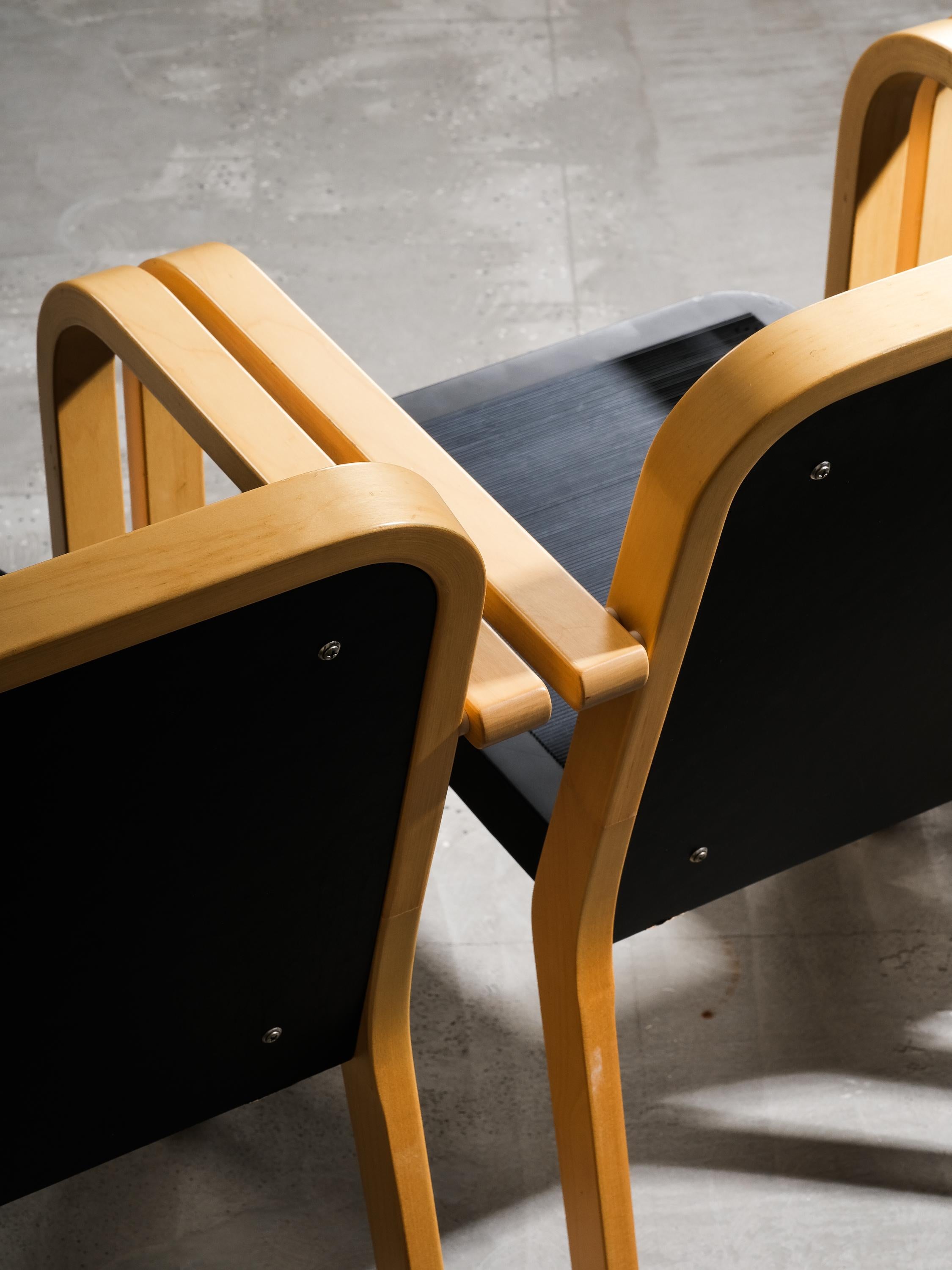 Birch & Plastic Armchairs Model 420 by Ben af Schultén for Artek 11