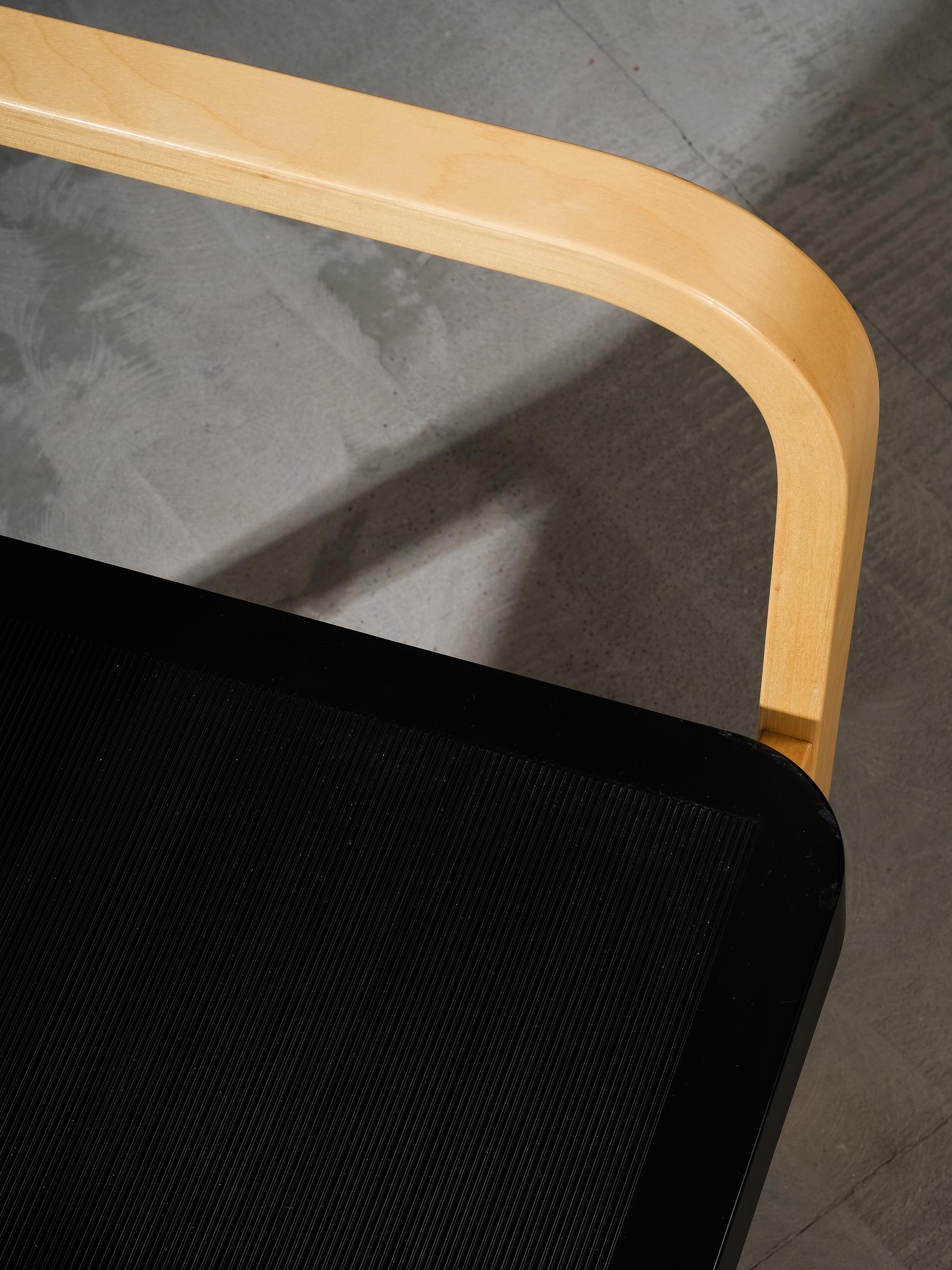 Birch & Plastic Armchairs Model 420 by Ben af Schultén for Artek 3