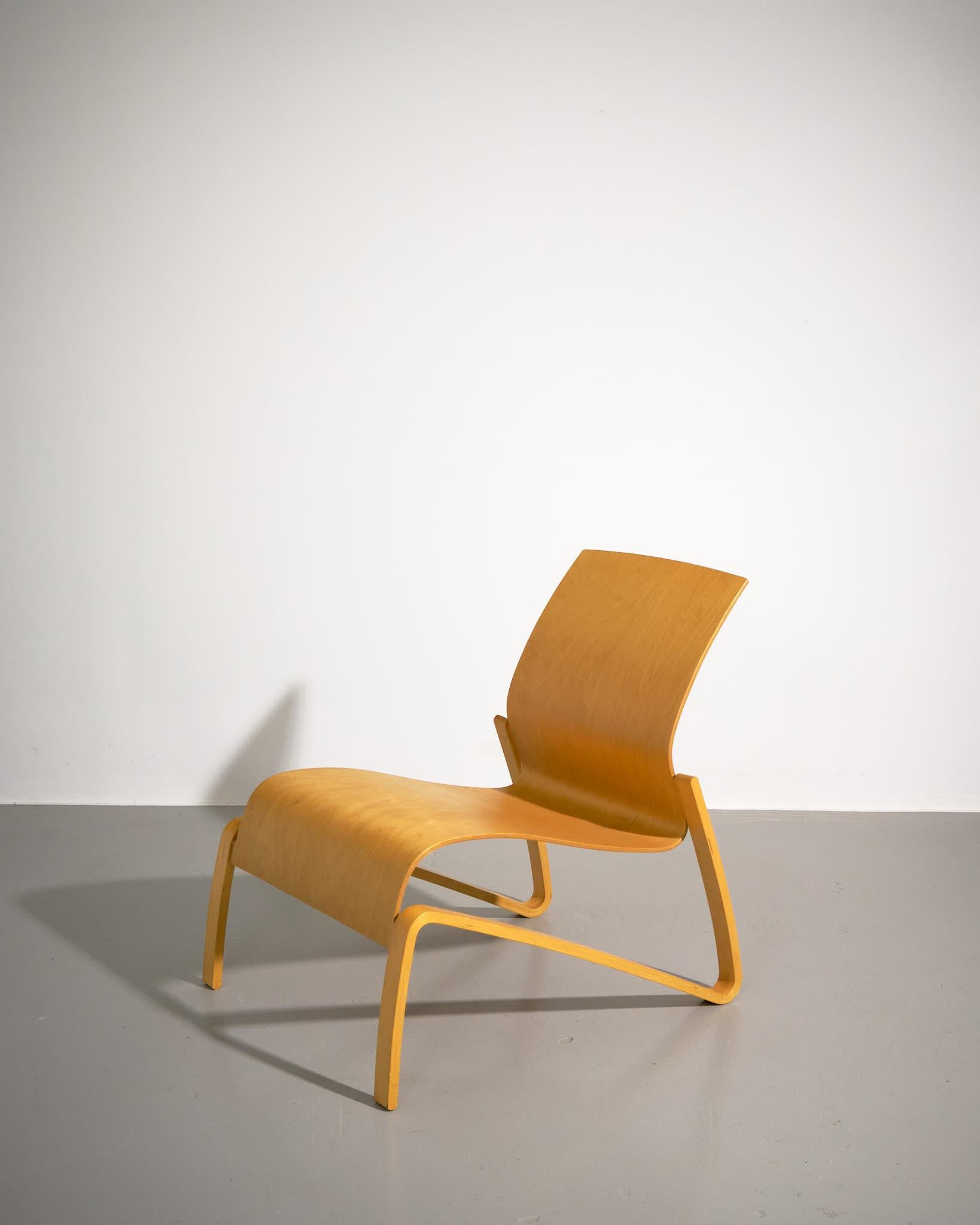 Late 20th Century Birch Plywood Lounge Chair by Hans Peter Weidmann for Artek  1990s For Sale