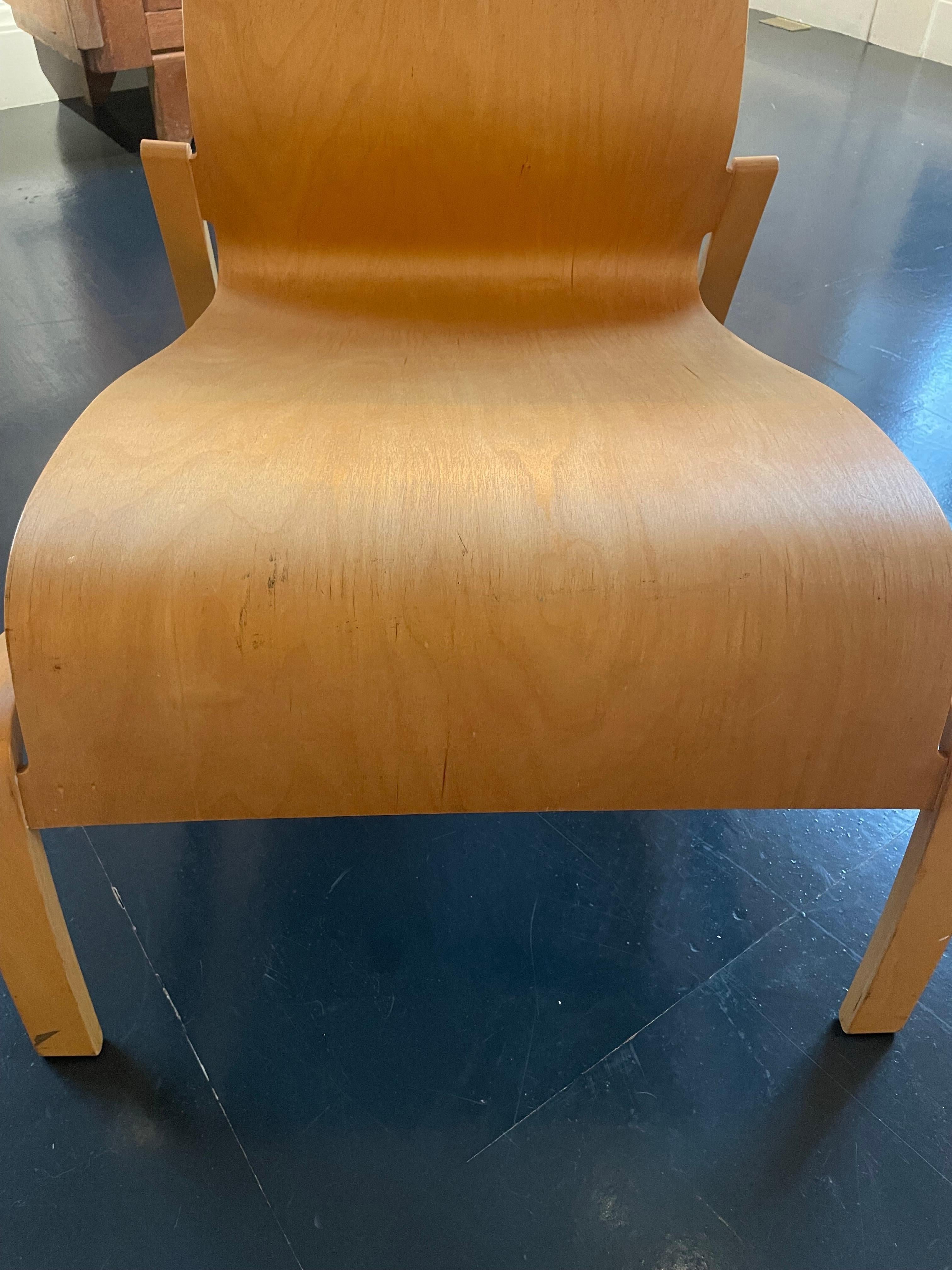 1990s Artek Birch Plywood Lounge Chair by Hans Peter Weidmann For Sale 2