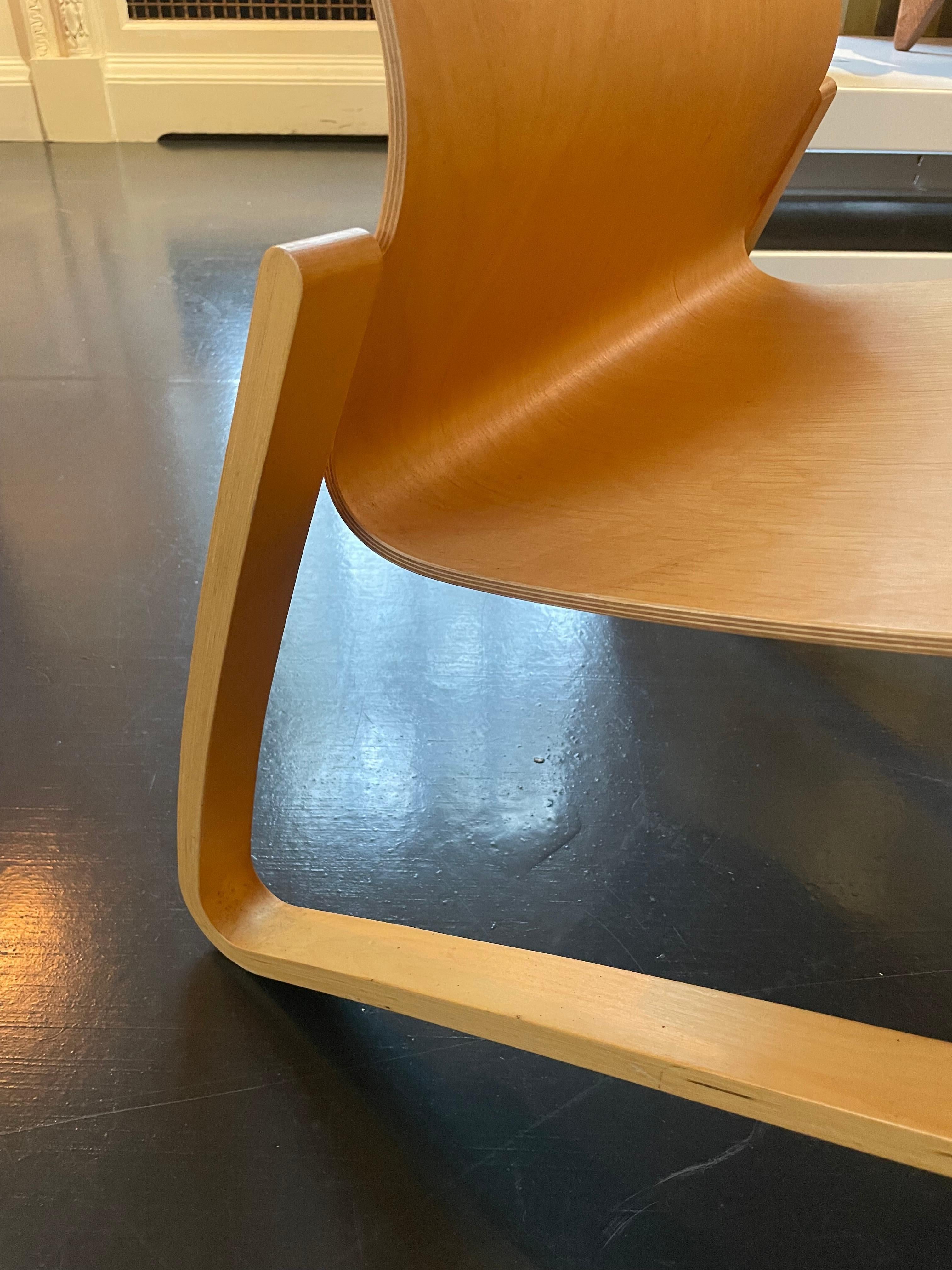 1990s Artek Birch Plywood Lounge Chair by Hans Peter Weidmann For Sale 3