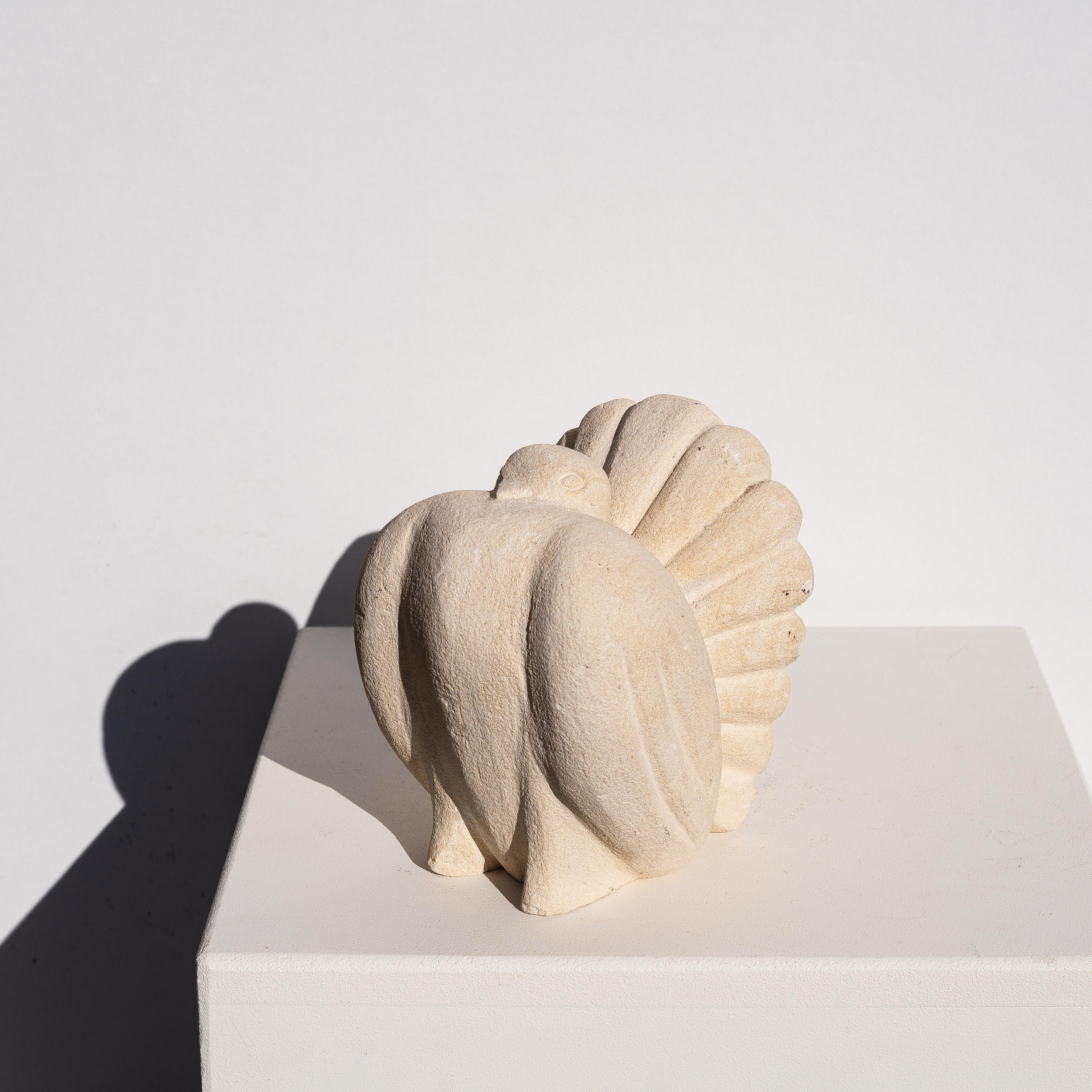 Vogel-Tier-Stein-Skulptur - geschnitzte Kalkstein-Buchstützen - Frankreich 1970er Jahre im Angebot 3