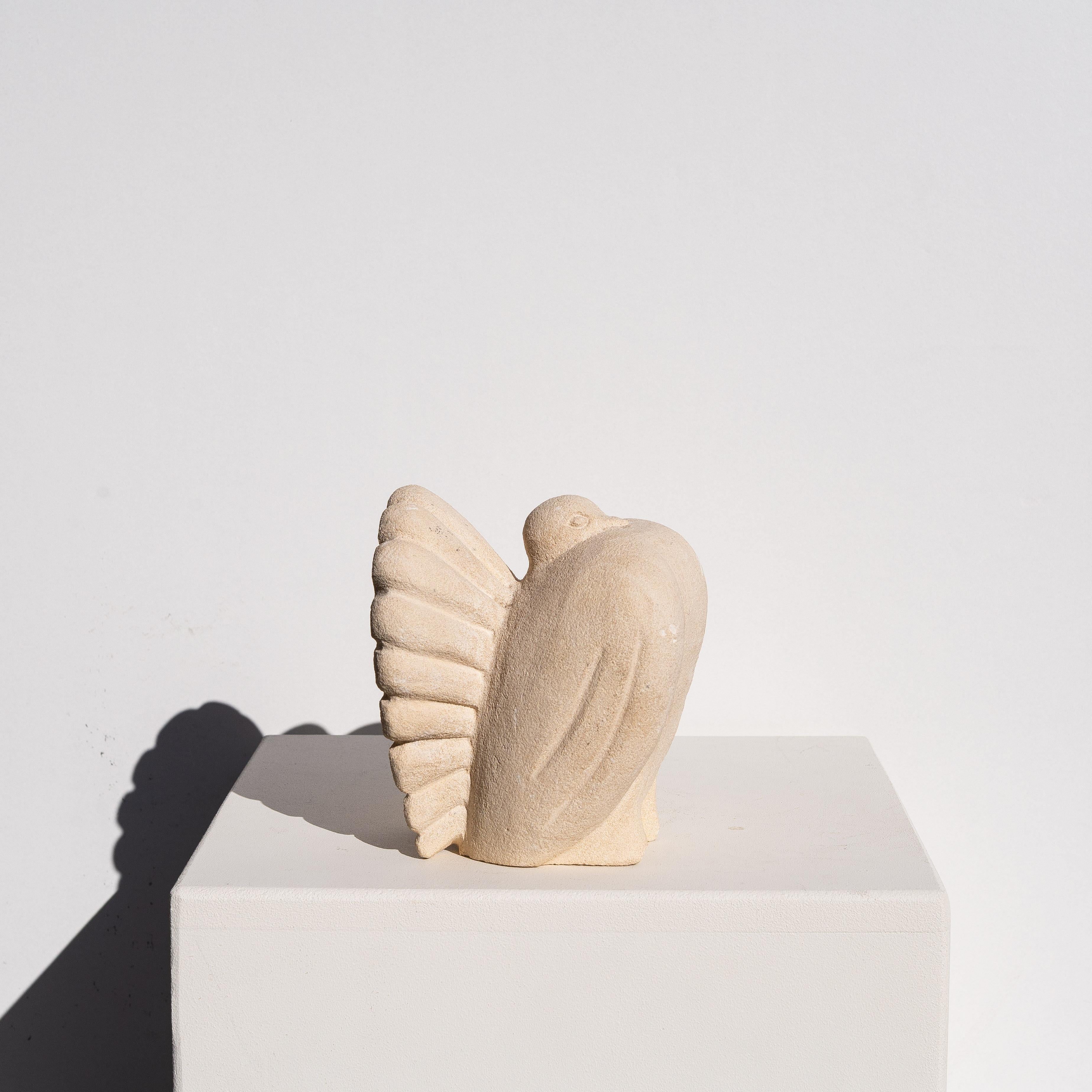 Vogel-Tier-Stein-Skulptur - geschnitzte Kalkstein-Buchstützen - Frankreich 1970er Jahre (Geschnitzt) im Angebot