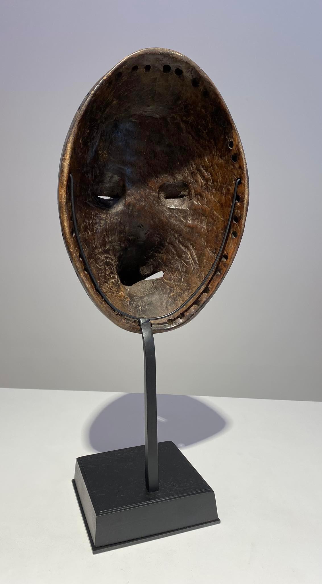 Maschera a becco d'uccello della tribù Dan Costa d'Avorio Liberia Diomandé African Tribal Art in vendita 1