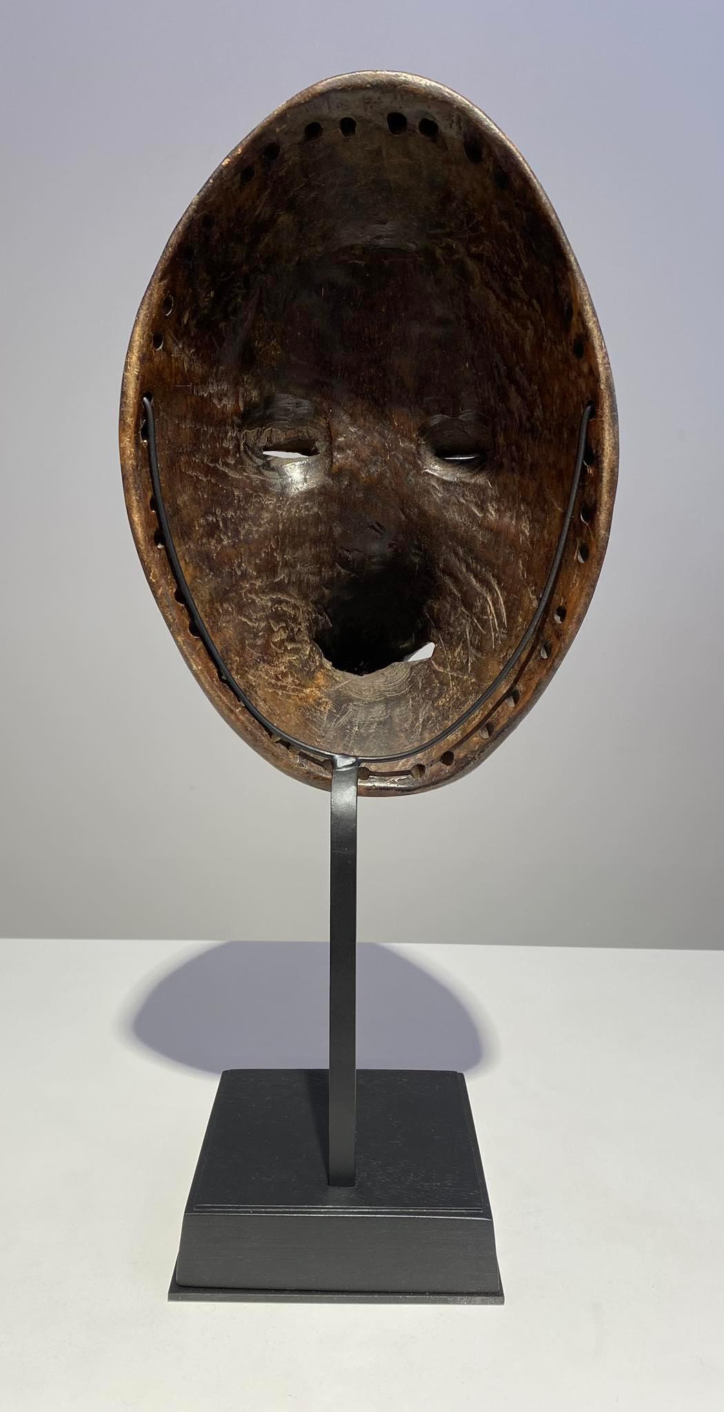 Maschera a becco d'uccello della tribù Dan Costa d'Avorio Liberia Diomandé African Tribal Art in vendita 2