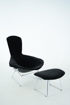 „Bird Chair“ von Harry Bertoia für Knoll, individuell gestaltet mit schwarzem Stoffbezug