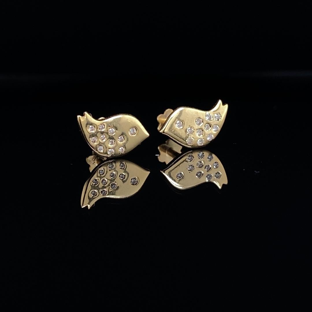 Boucles d'oreilles oiseaux en or massif 18 carats pour filles (enfants) en vente 1