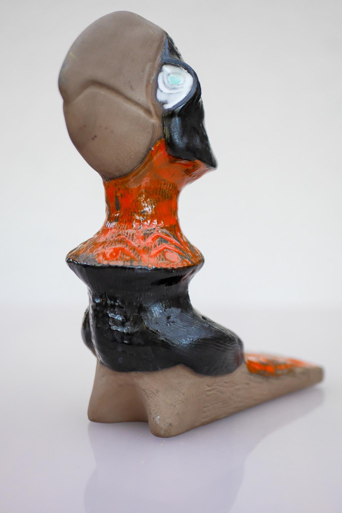 Figurine d'oiseau, un rare toucan stylisé en céramique d'Upsala Ekeby, Suède. en vente 6