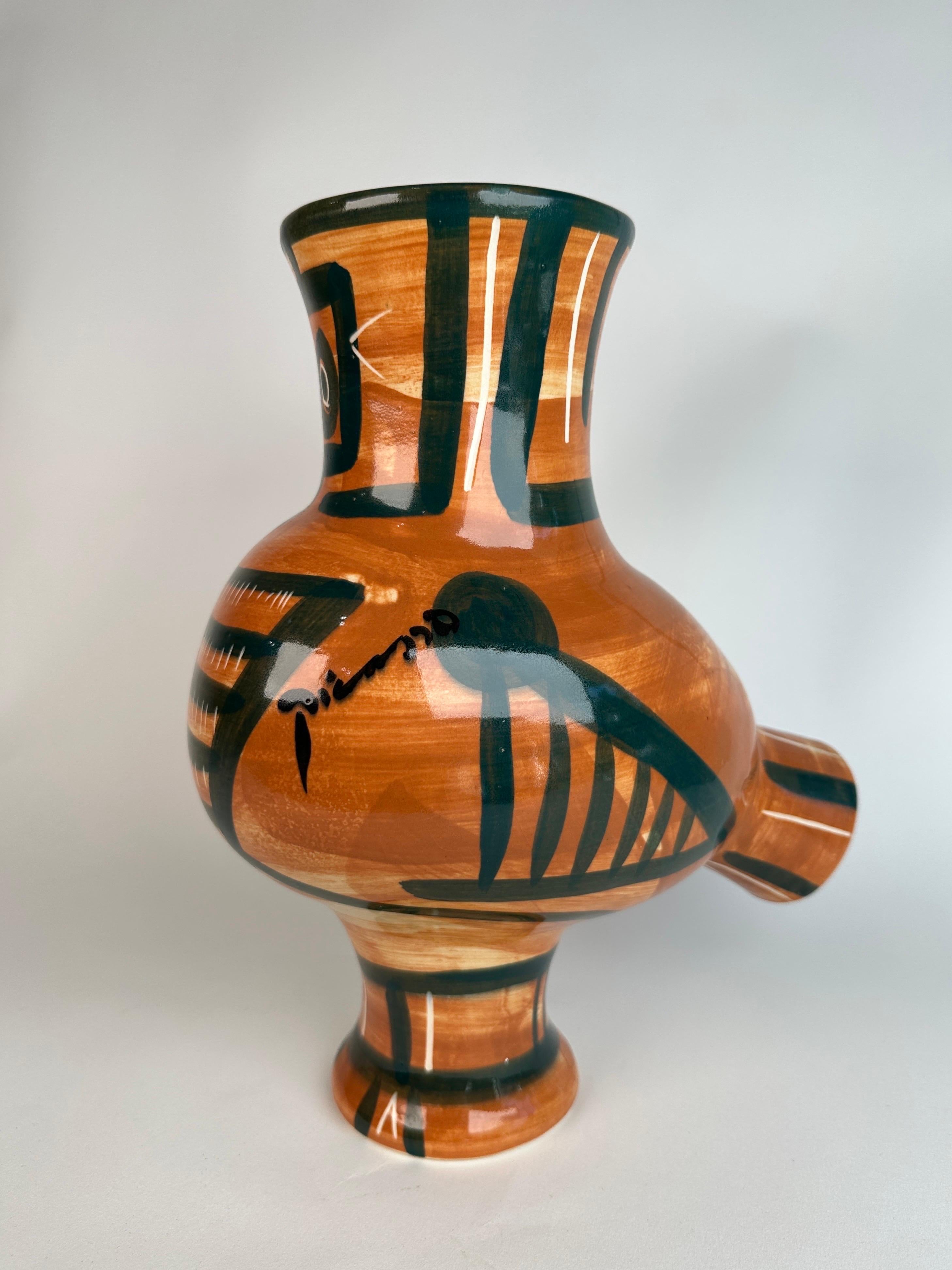 Modern Bird Form Vase, Stamped Padilla Edition Pablo Picasso