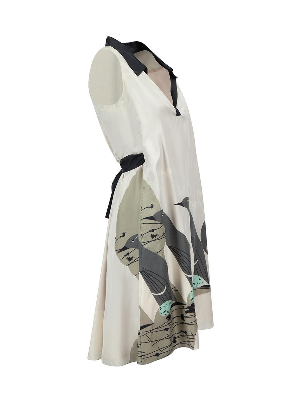 CONDITION is Very good. Minimal wear to dress is evident. Minimal wear to both underarms and the front with discoloured marks on this used Céline designer resale item.



Details


Multicolour

Silk

Dress

Bird graphic