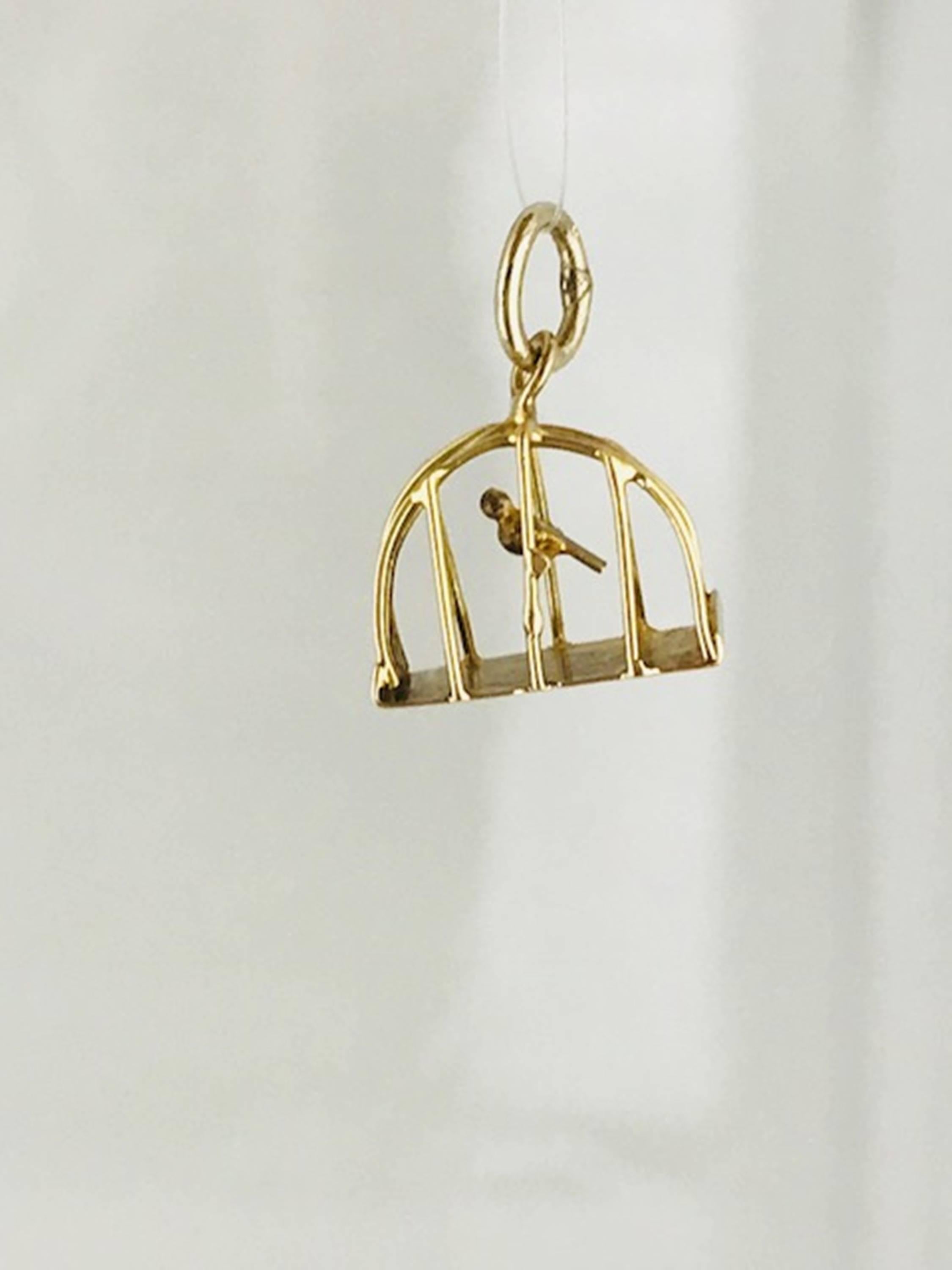 Bird in a Cage Charm, Handmade, circa 1950, 14 Karat Yellow Gold In Excellent Condition For Sale In Aliso Viejo, CA