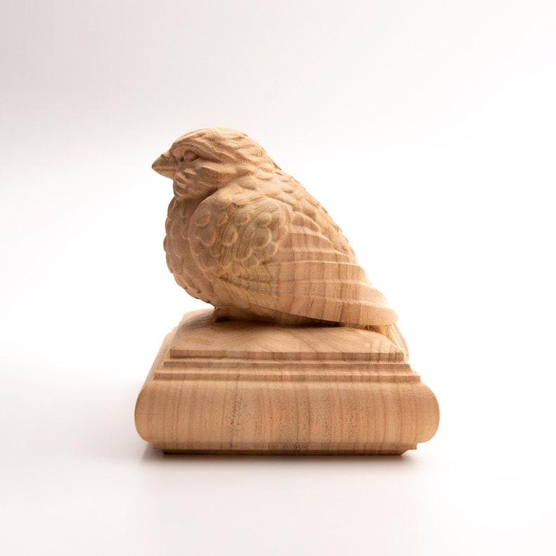 Bird Newel Post Finial for Stairs, Carved Sparrow Finial In New Condition For Sale In St Petersburg, St Petersburg