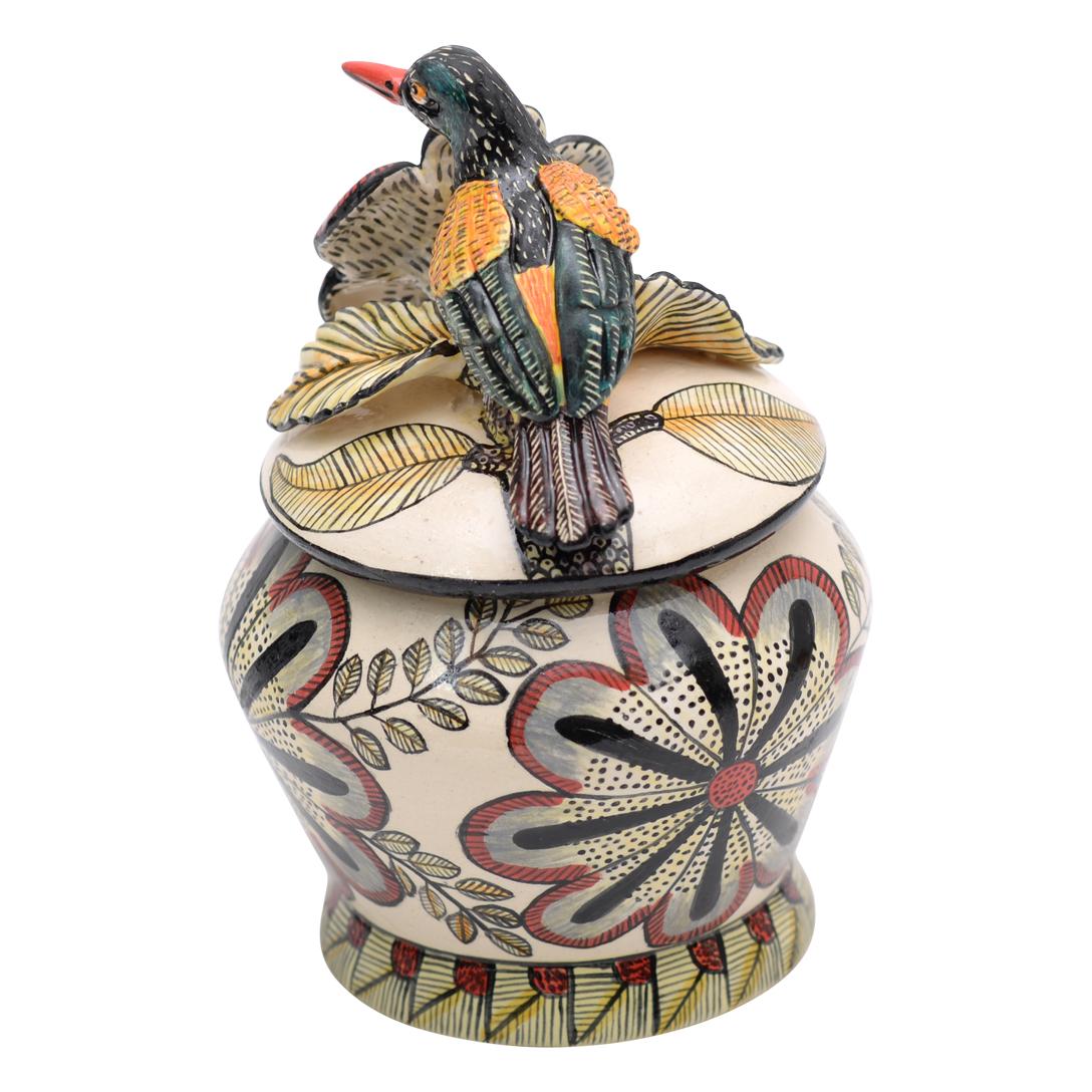 Bird Novelty Box by Love Art Ceramic. Hand sculpted by Sondelani Ntshalintshali and hand painted by Sabelo Ntshalintshali in South Africa. Measuring 6 inches high 4 inches in length and 4 inches in width.