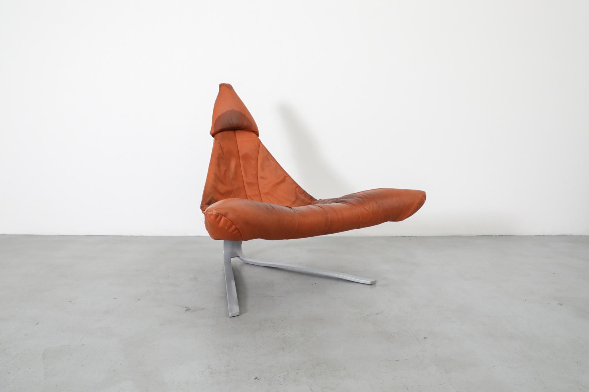 Chaise en cuir vintage 