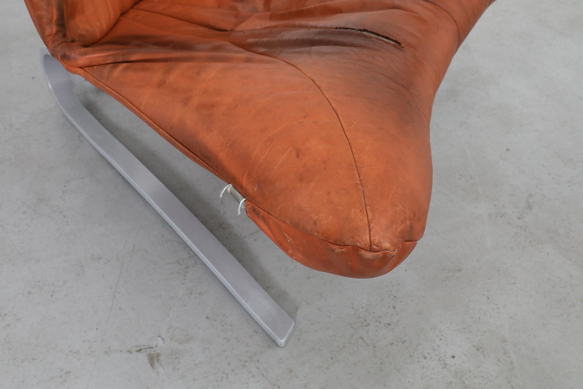 Chaise en cuir vintage 