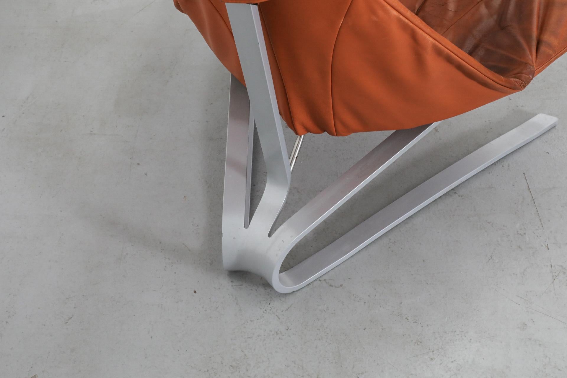 Chaise en cuir vintage 