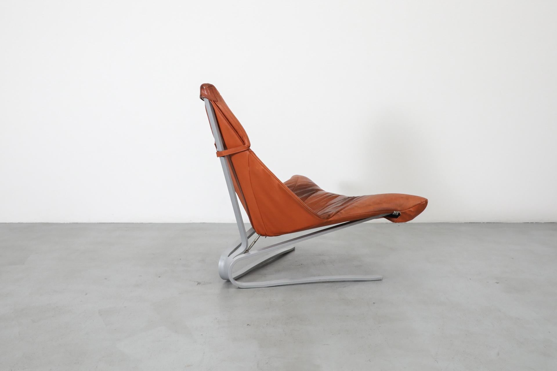 XXIe siècle et contemporain Chaise en cuir vintage 