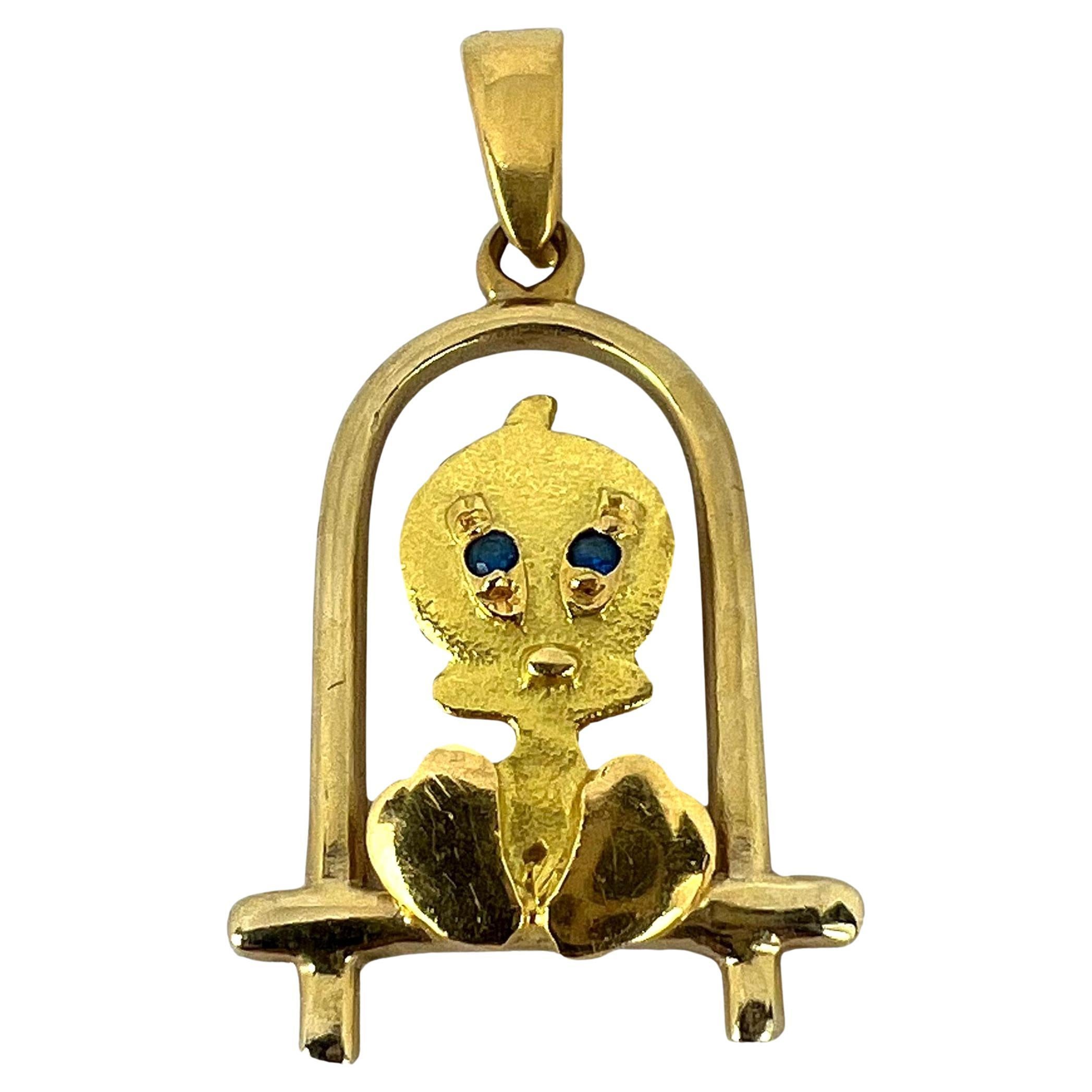 Bird on Perch Cartoon Character 18K Yellow Gold Charm Pendant For Sale
