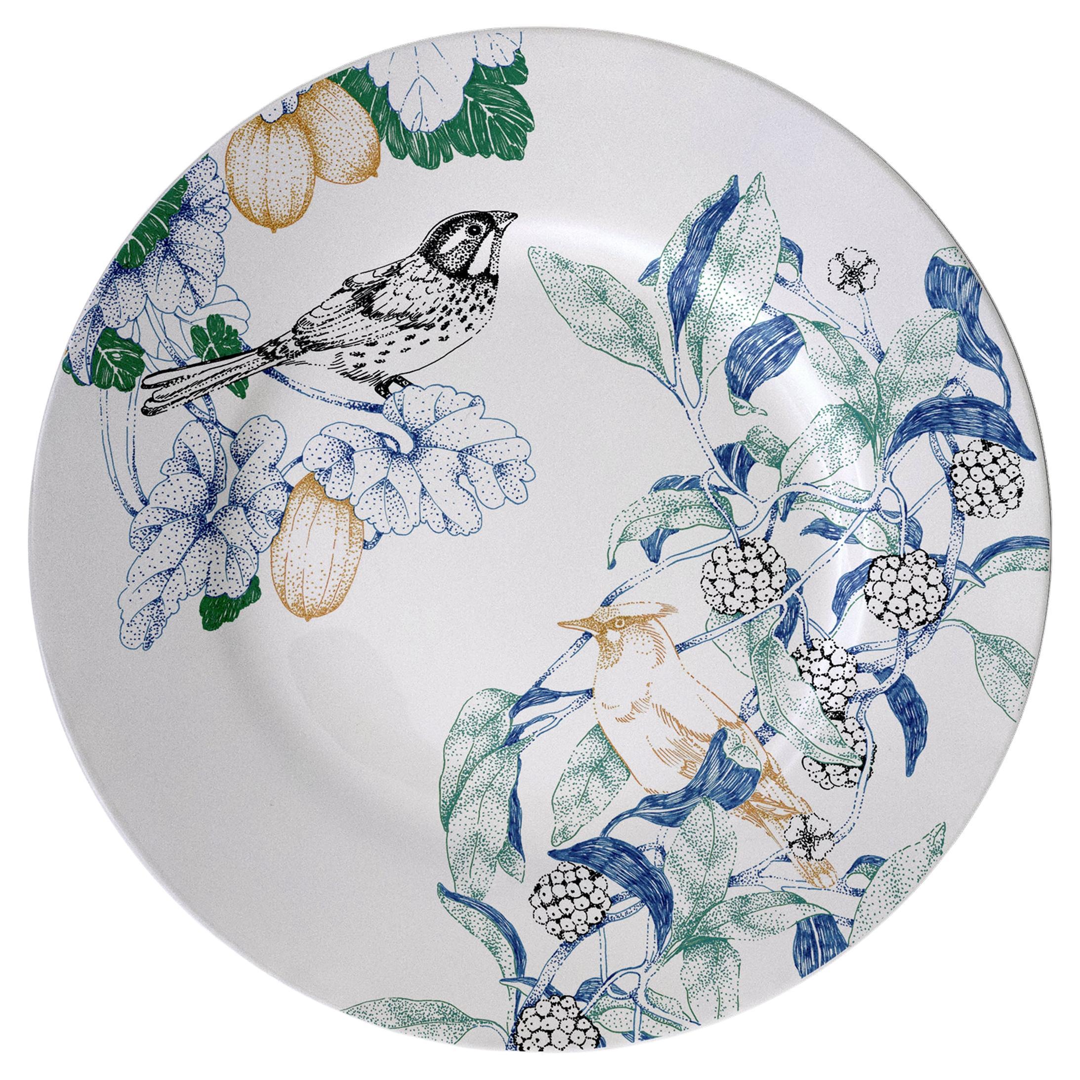 Bird Song, Assiette plate contemporaine en porcelaine avec oiseaux et fleurs