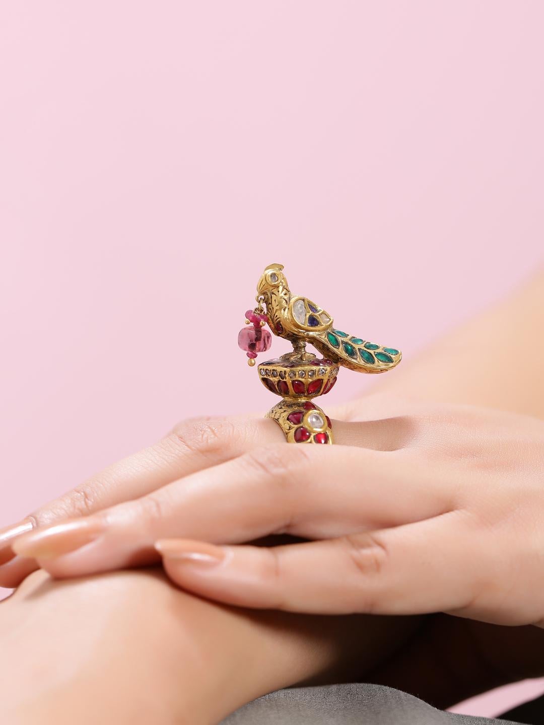 Bird Statement Ring with Diamonds and Tourmaline Handcrafted in 18 Karat Gold In New Condition In Jaipur, IN