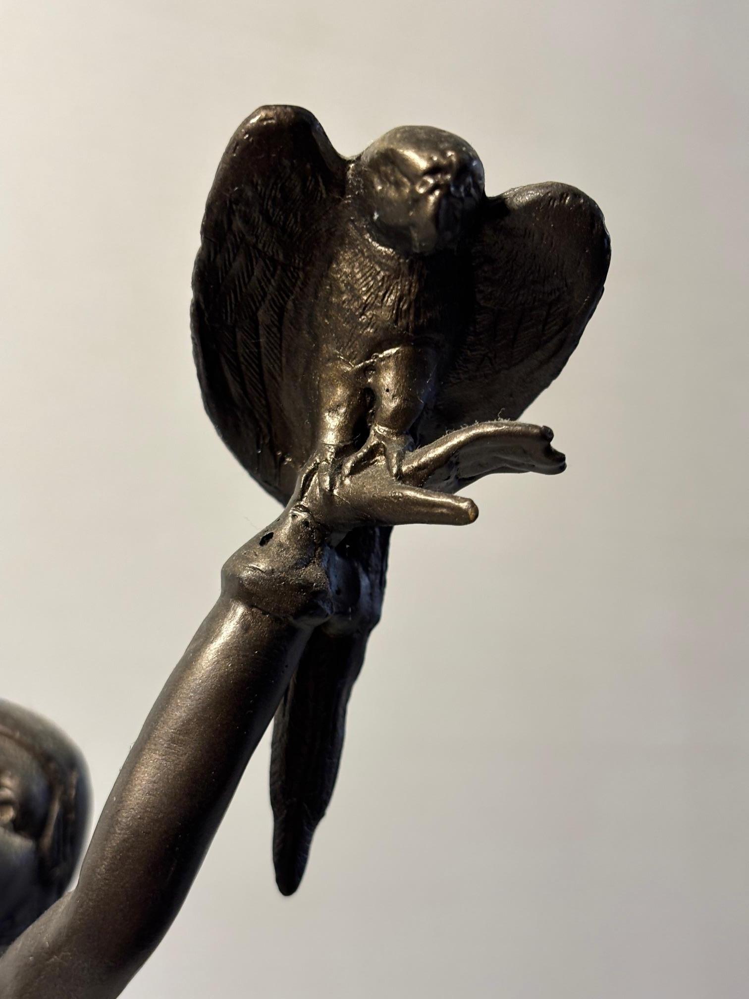 Statua del 'Domatore di Uccelli', Paul Philippe In condizioni buone in vendita a Brooklyn, NY