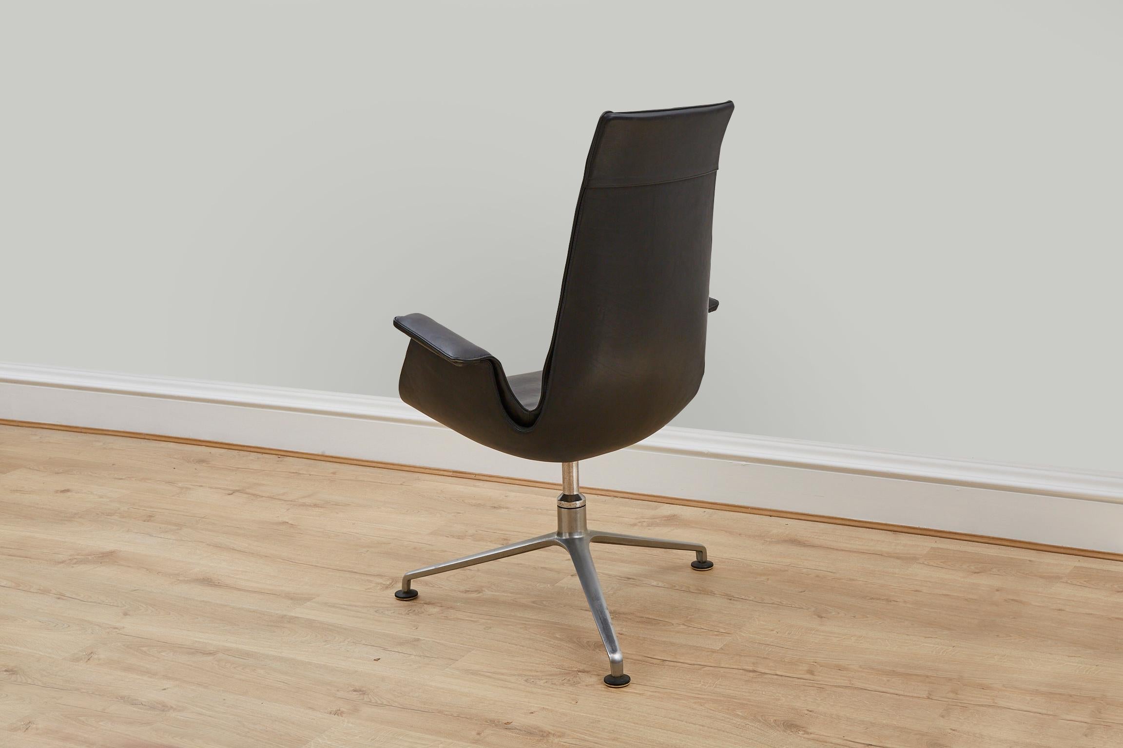 Bird Tulip Chair by Fabricius & Kastholm Kill International 1960s Model FK6725 In Good Condition For Sale In London, GB