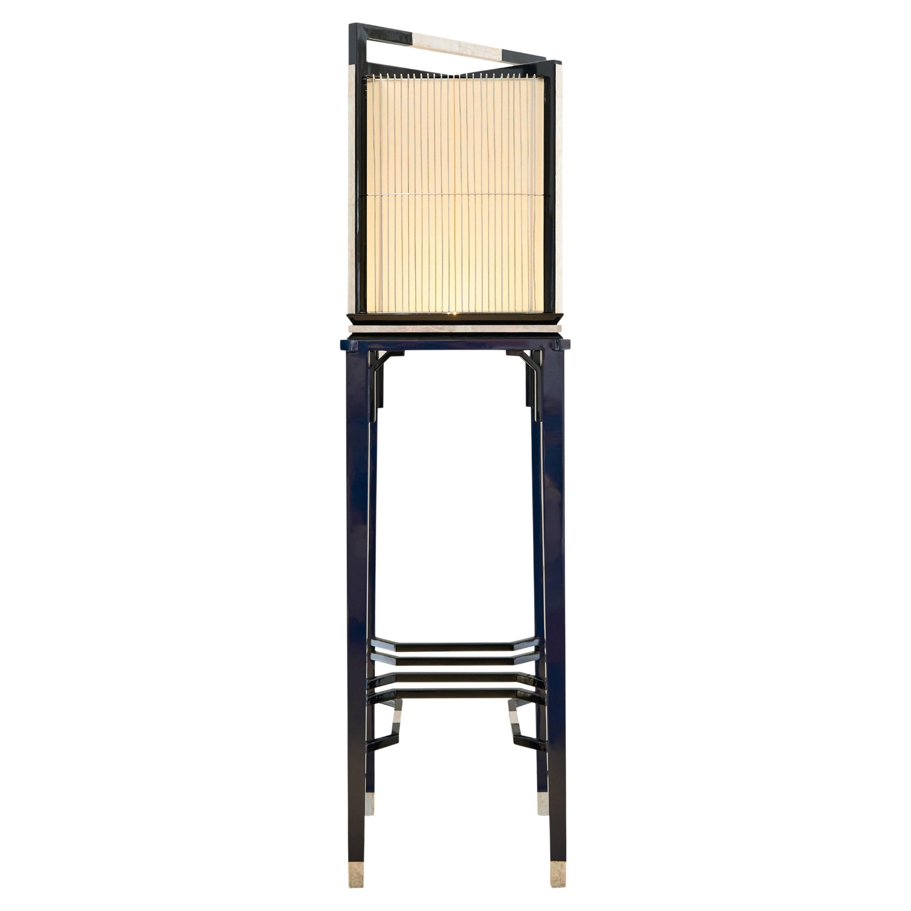 Lampadaire Birdcage en palissandre noir, tissu Shell 
Linen Sheer par Artempo en vente