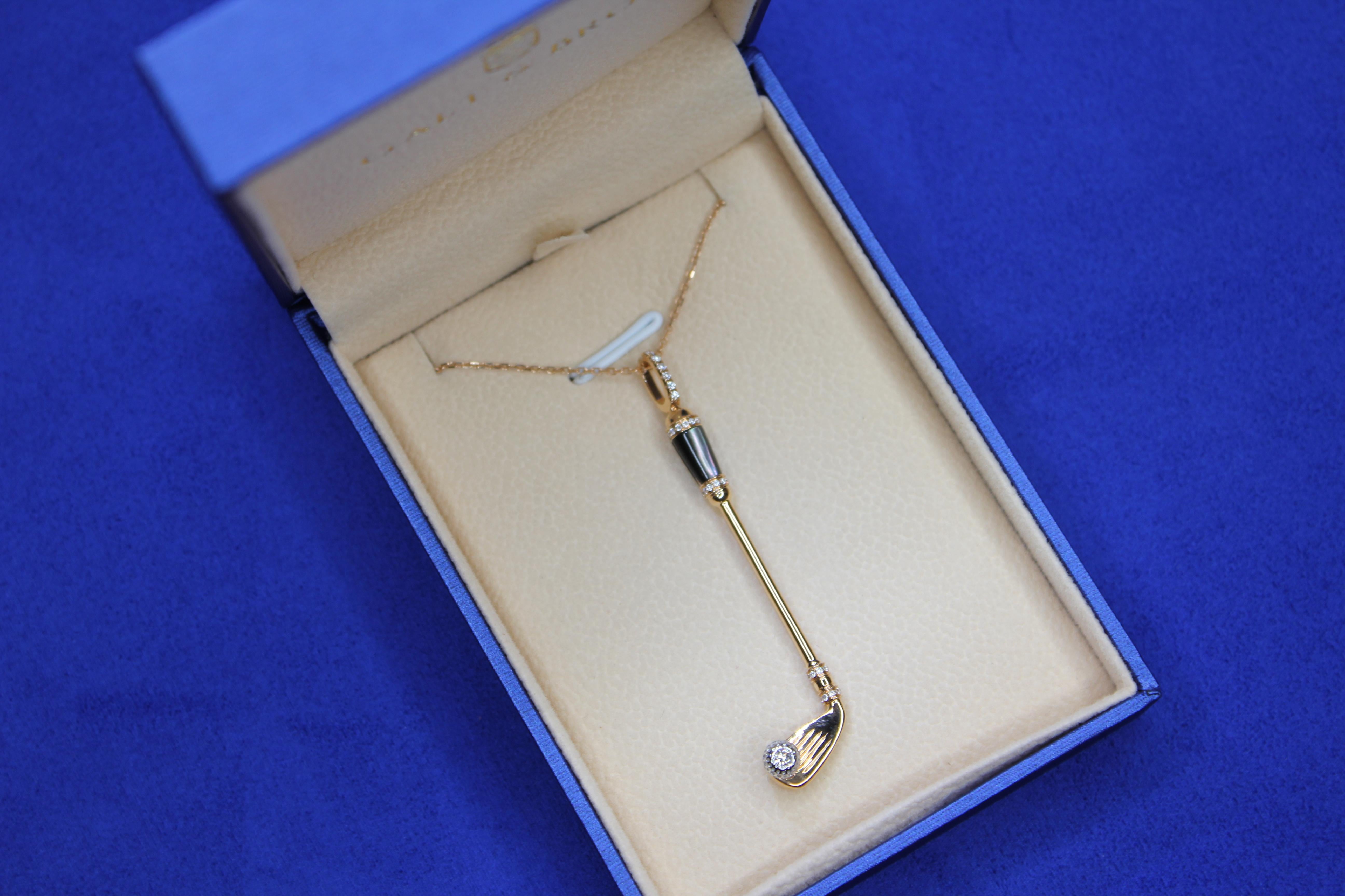 Modern Diamond Grey Black Pearl Golf Club Birdie Charm 18 Karat Gold Necklace Pendant For Sale