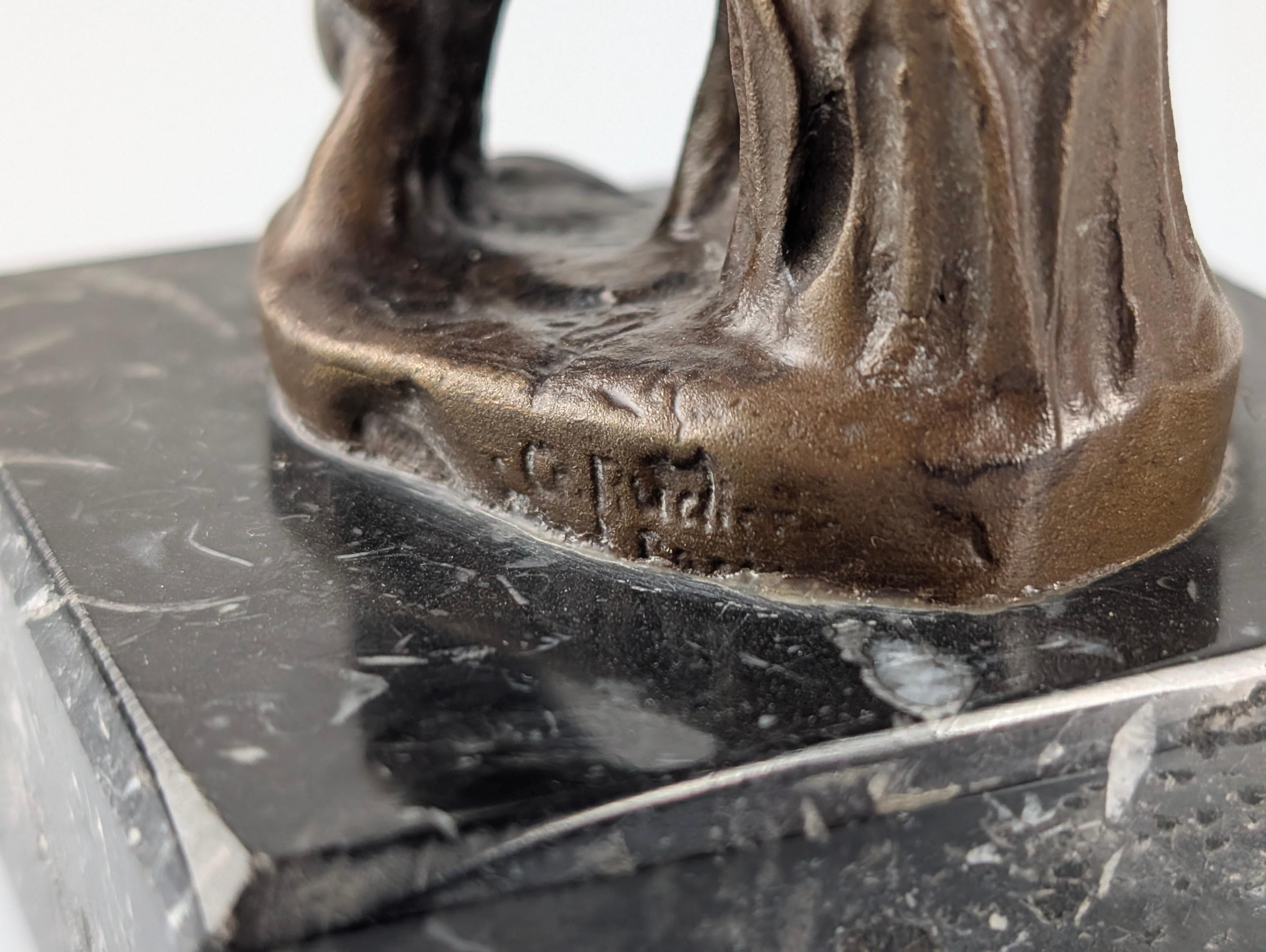 Escultura de bronce 