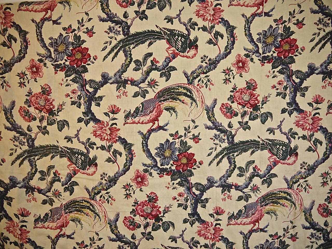 Birds and Flowers Linen Panel and Pair of Linen Curtains, French 19th Century For Sale 9