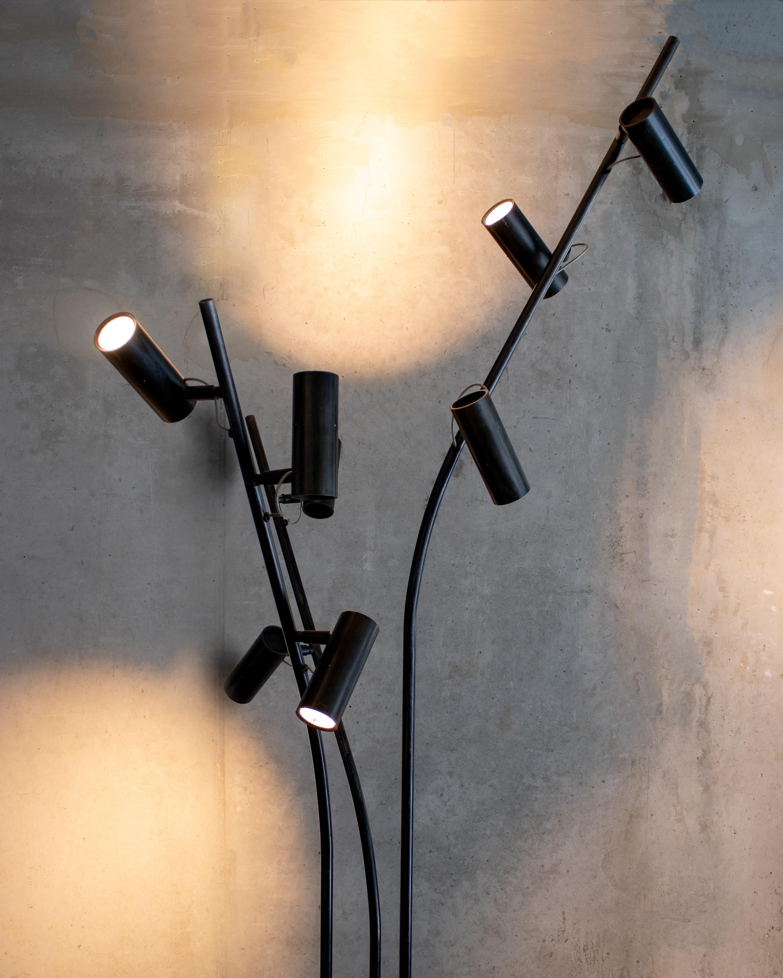 Birds contemporary floor lamp in concrete/iron, led spots design Lungoo For Sale 1