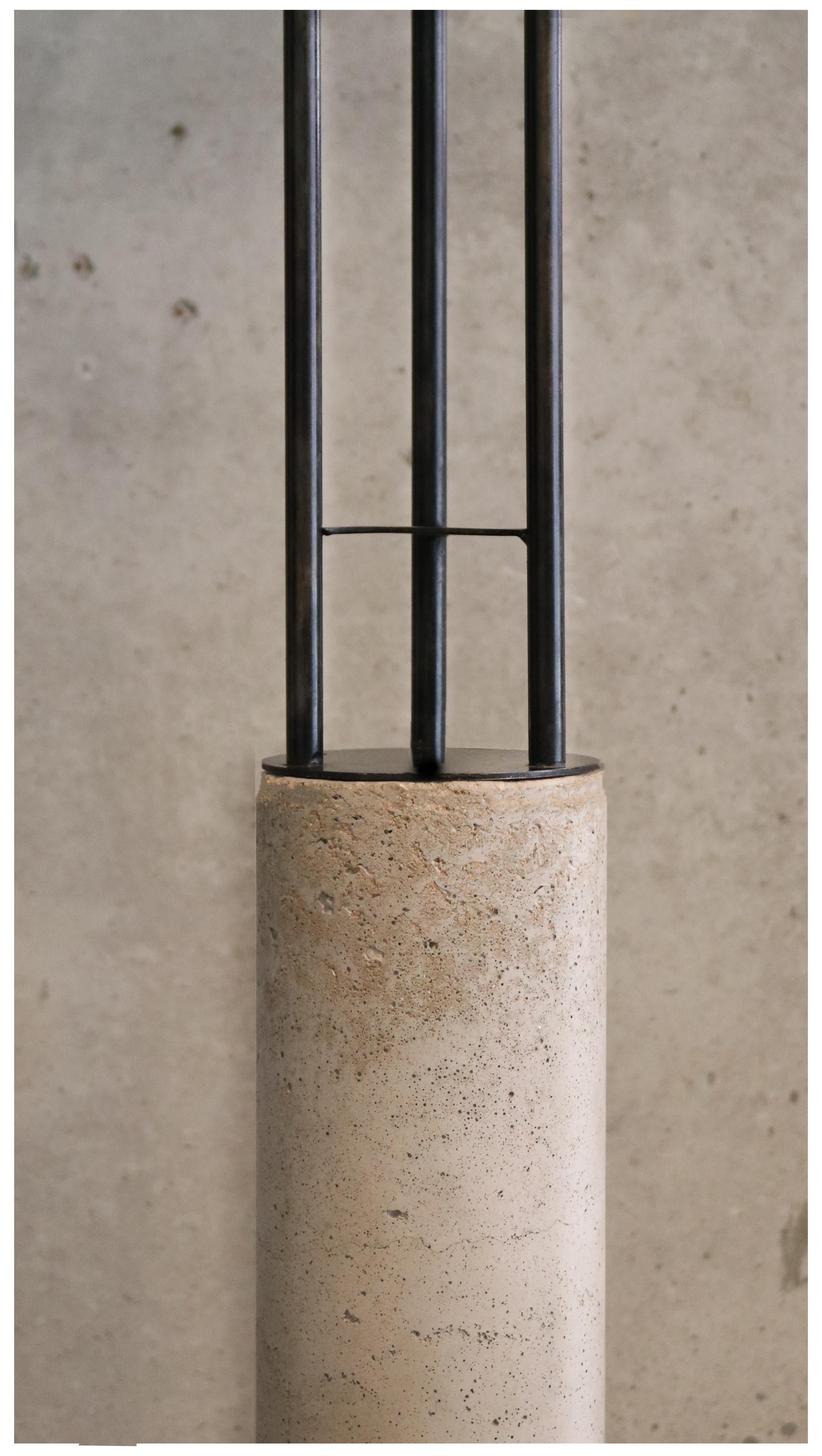 Birds contemporary stehleuchte aus beton/eisen, led-spots (21. Jahrhundert und zeitgenössisch) im Angebot