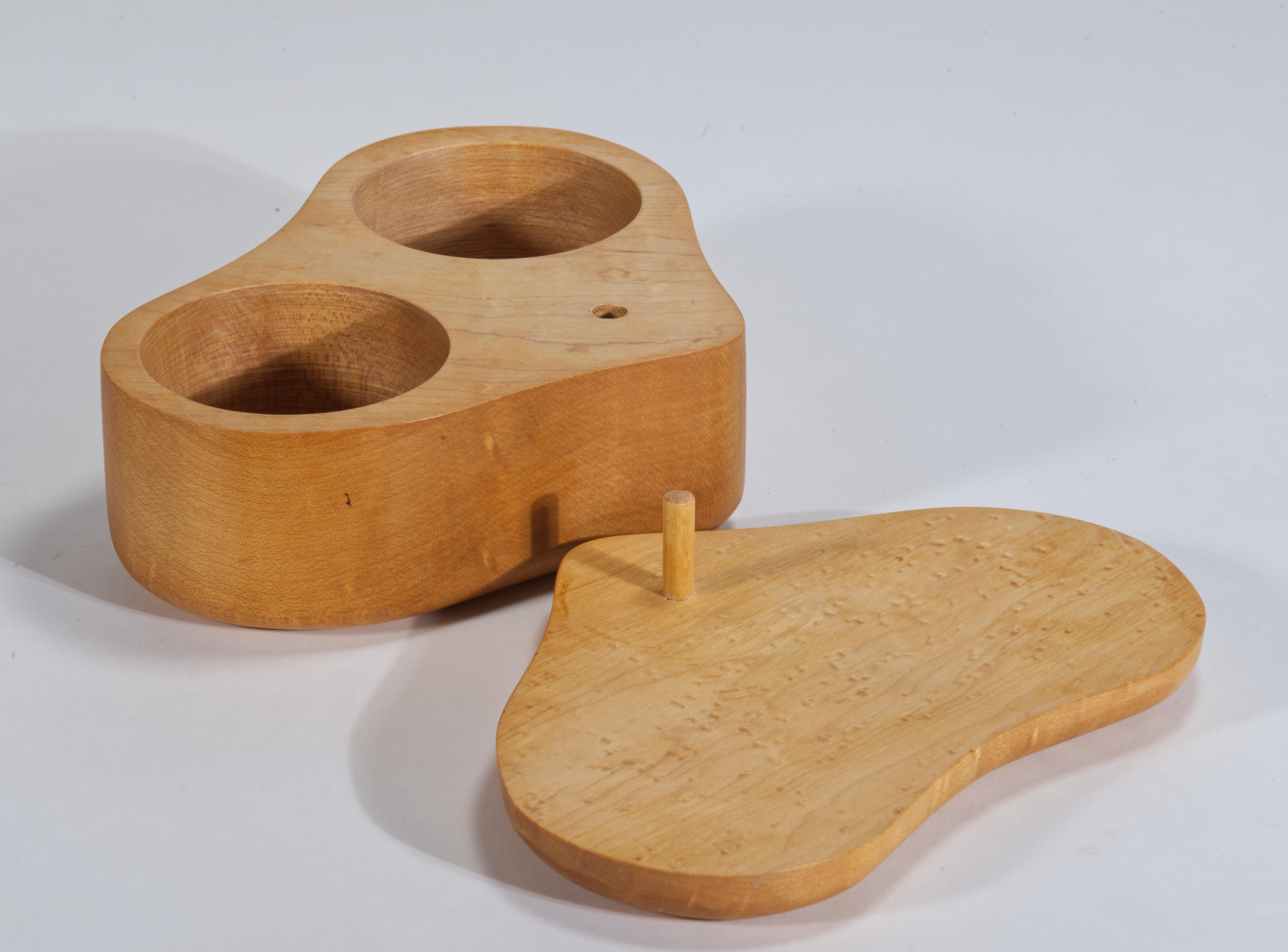 20th Century Birds Eye Maple Carved Box with Lid, American Studio Craft For Sale