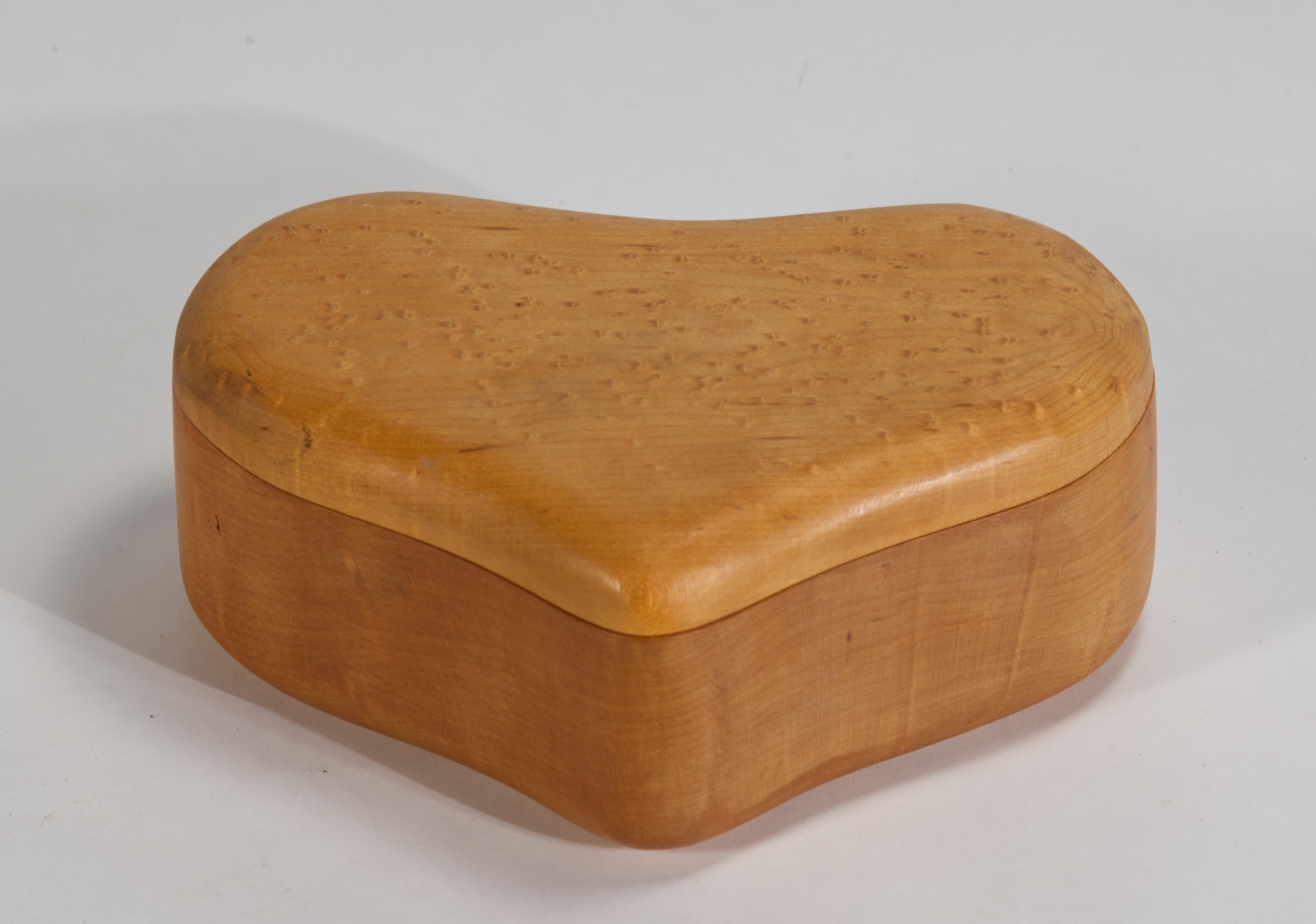Birdseye Maple Birds Eye Maple Carved Box with Lid, American Studio Craft For Sale