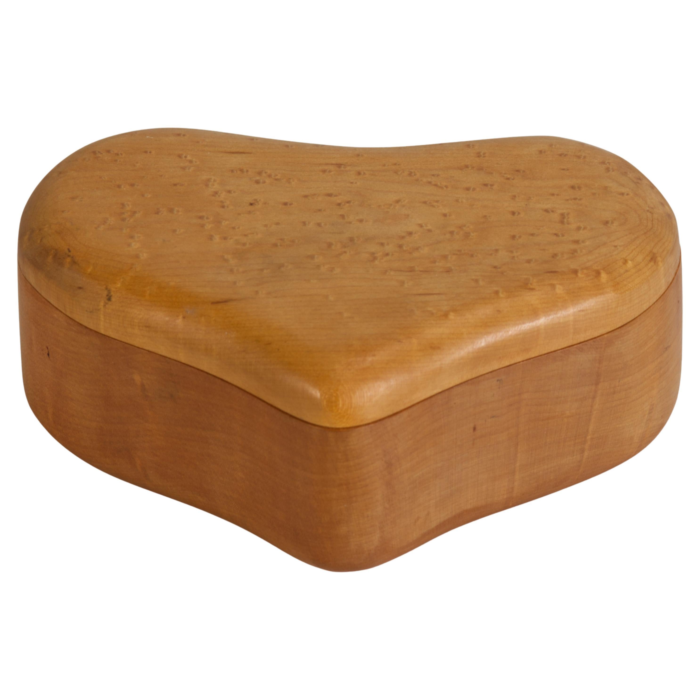 Hand-Crafted Boîtes